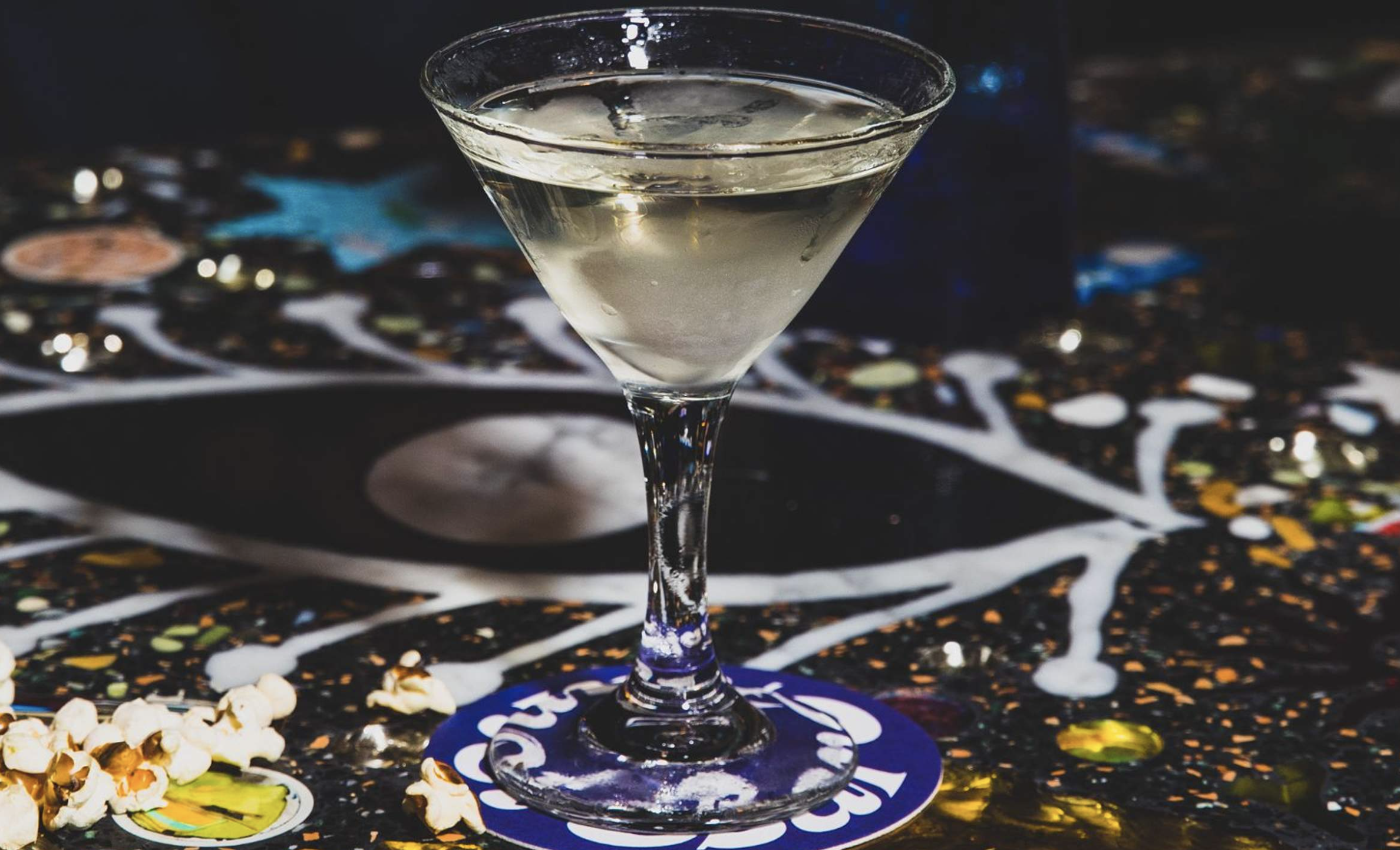 Date Night Studio Flower Bar Pop-Up at Bar Planet