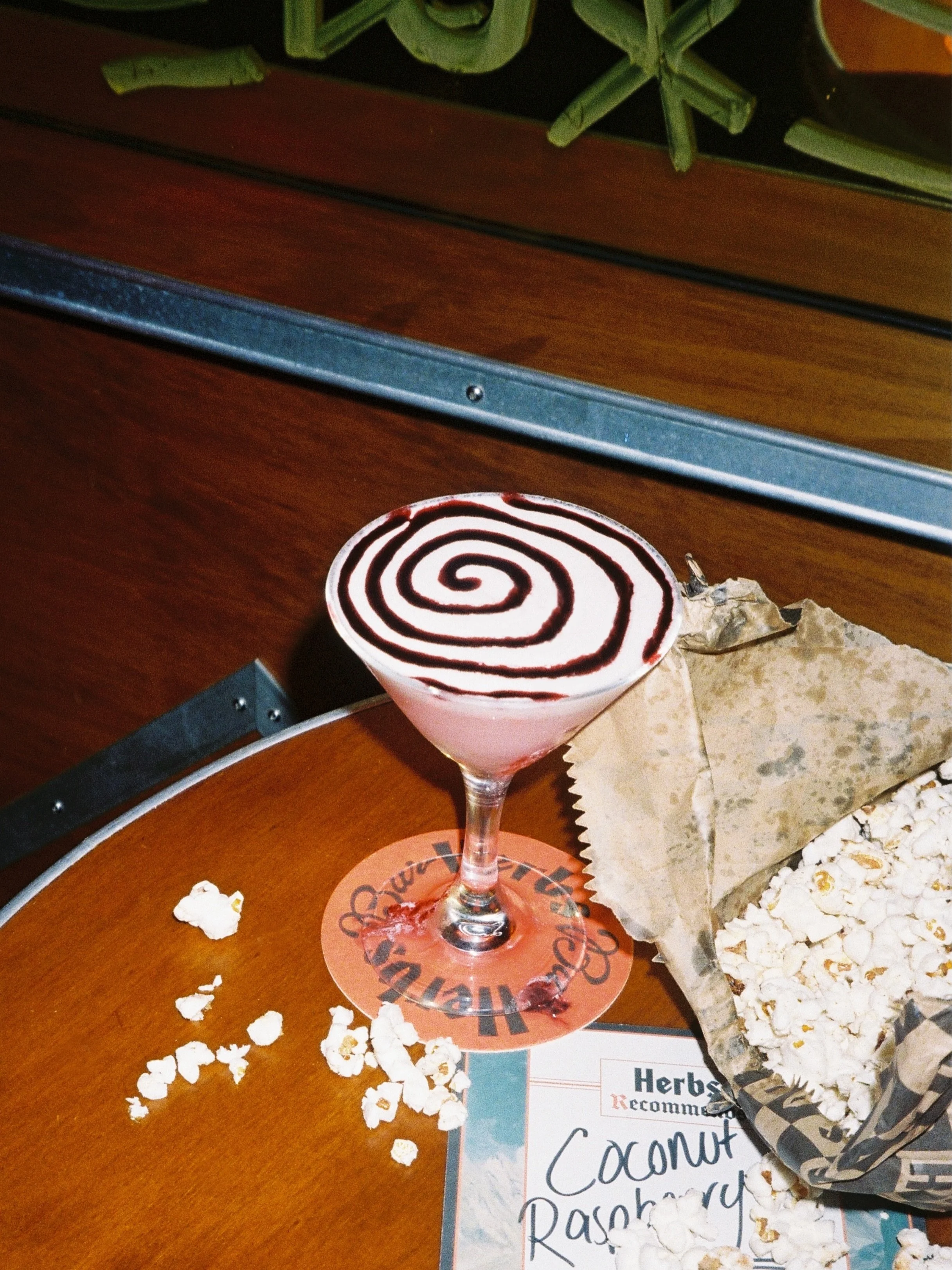 Coconut and Raspberry Monthly Martini! 🍸✨ 

Citron Vodka, Raspberry, Vanilla, Coconut, Lemon, Hibiscus

Beautifully creamy, equally light. Coconut milk with fresh raspberry are paired on the Iced Vovo, an absolute classic Australian biscuit. 

A del