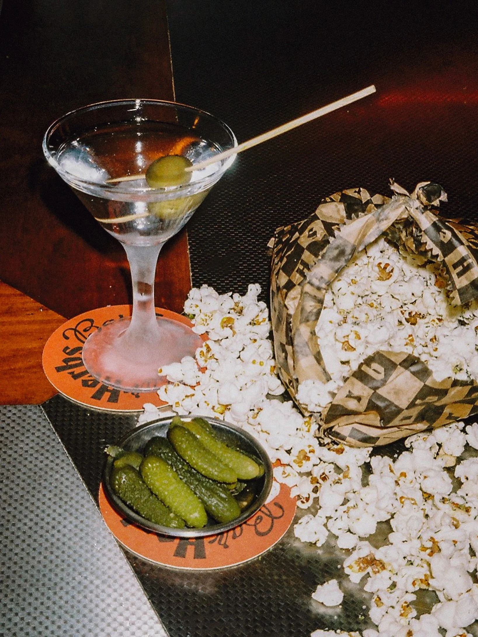 Pickle Popcorn! 

Dill flavoured popcorn, a delicious complimentary snack to enjoy with your martini. 

Open Tuesday-Saturday from 4pm. 

#BarHerbs
