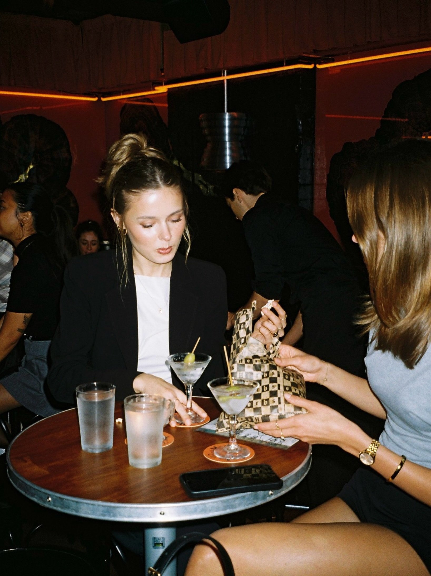 The perfect spot to spend the Long Weekend. 🍸
Open all Long Weekend from 4pm-2am!

See you at Bar Herbs.

#BarHerbs