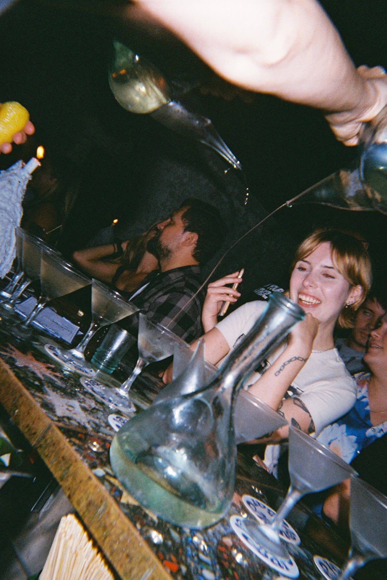 MUCHO-Website-BAR-PLANET-10.jpg