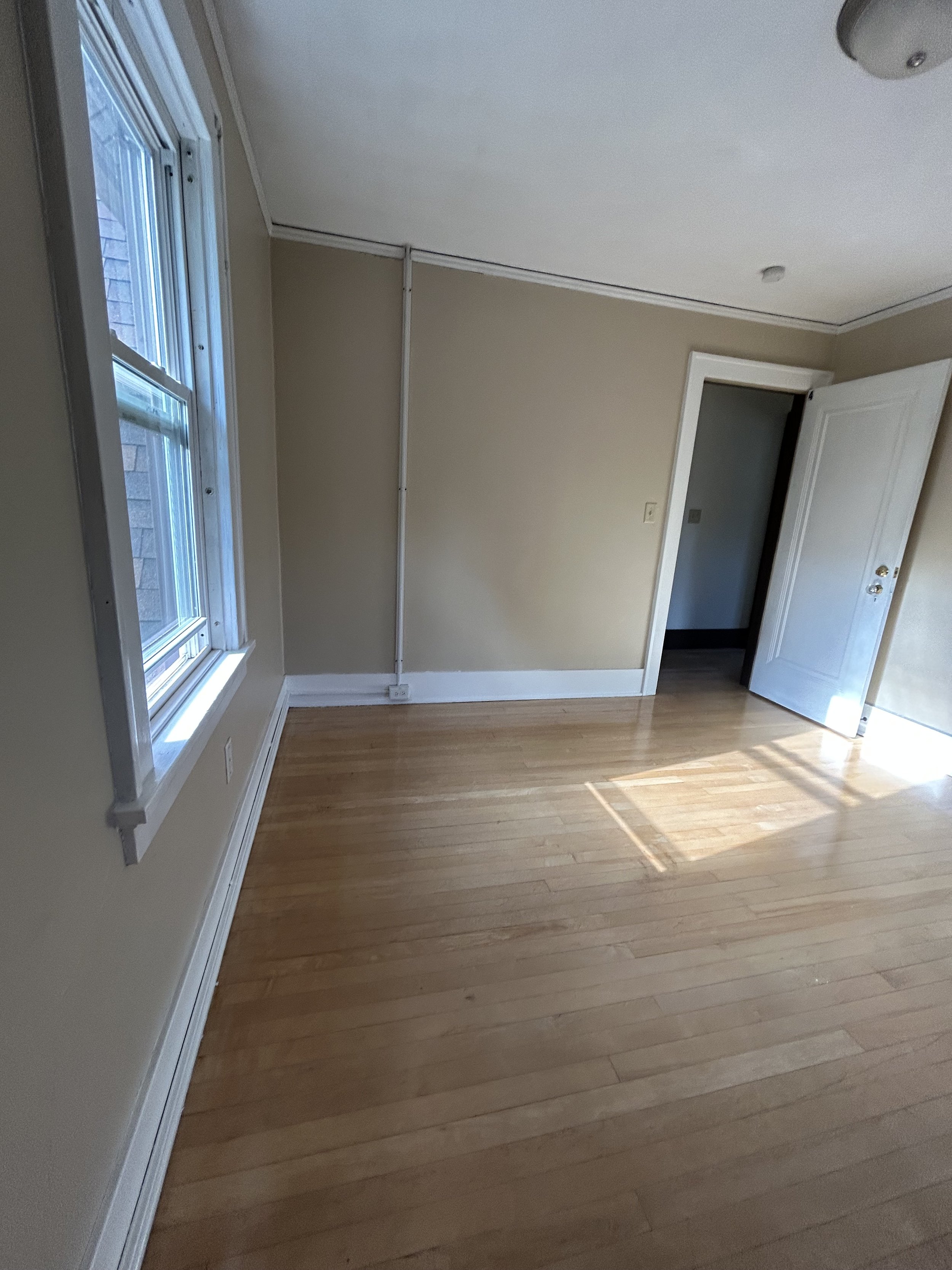 bedroom 4 larger than this appears