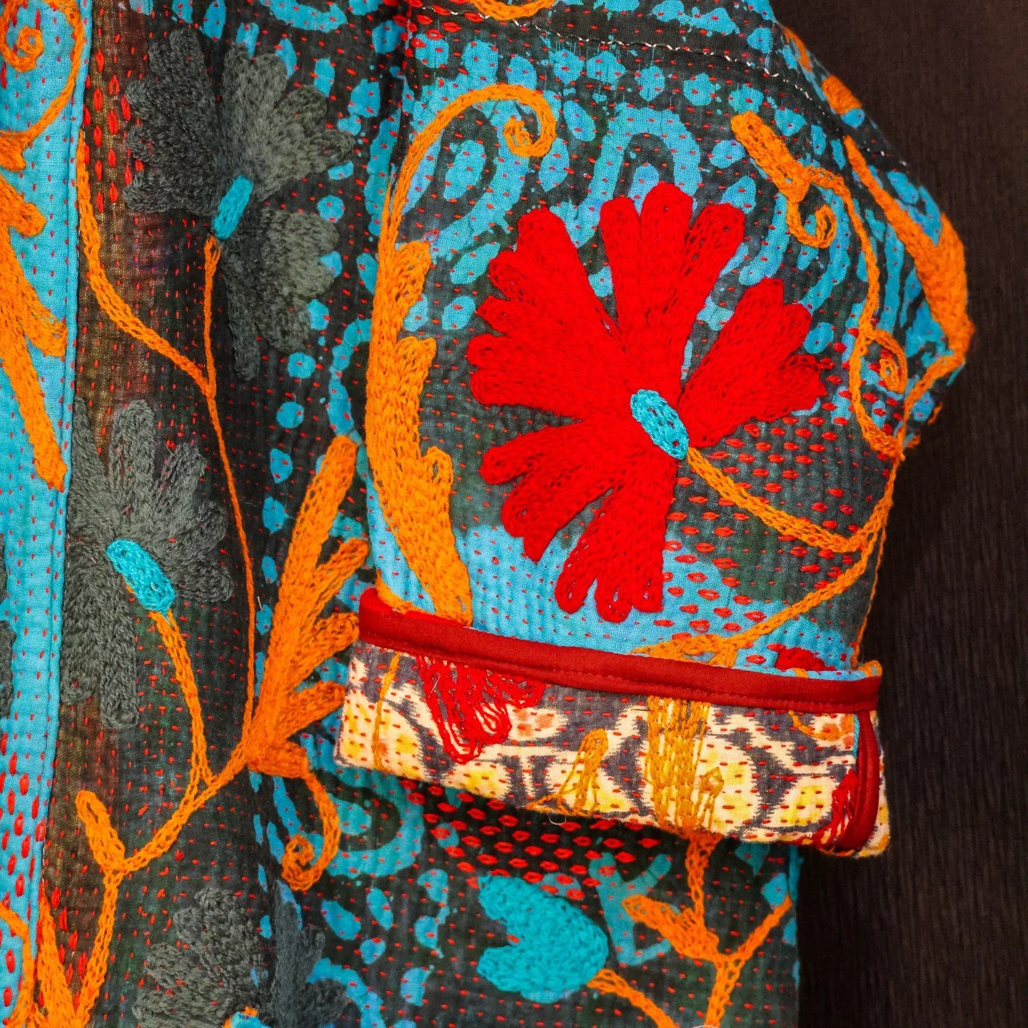 https://www.marigoldtextilesartsandadventures.com.au/radientstitchkanthajackets#Textiles, #iampamholland #pamhollandtextileart #marigoldtextilearts&amp;adventures #Indiatours #textiletours #textiletoursindia