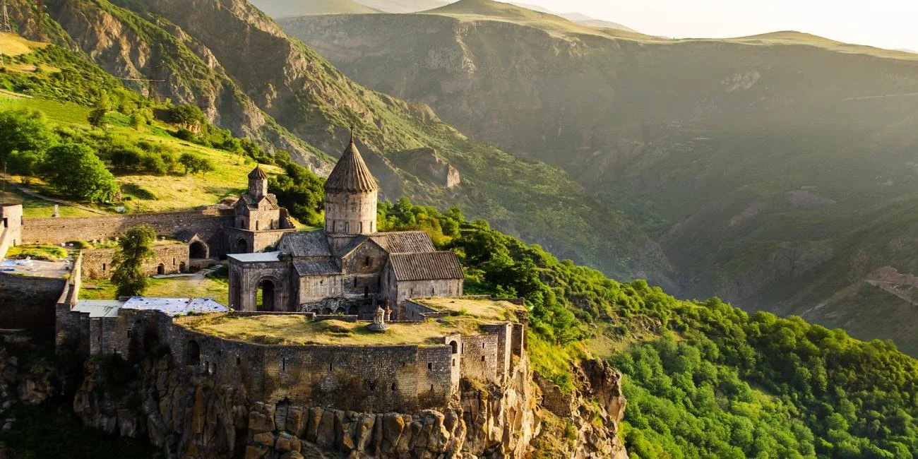 1b0ae38e_Tatev-monastery-dreamstime_m_60615230.jpeg