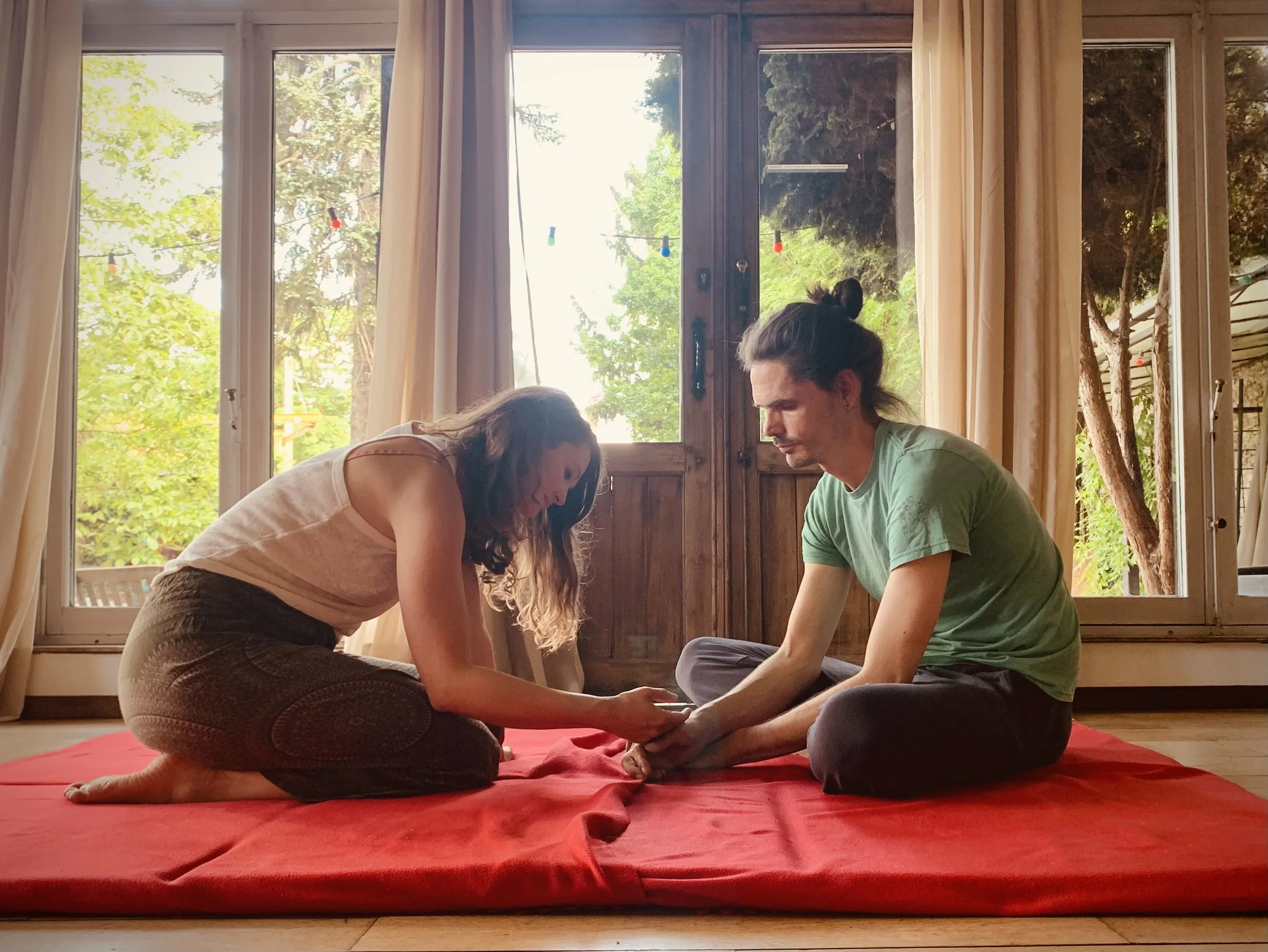 Primal Play in Gent: 2 people play