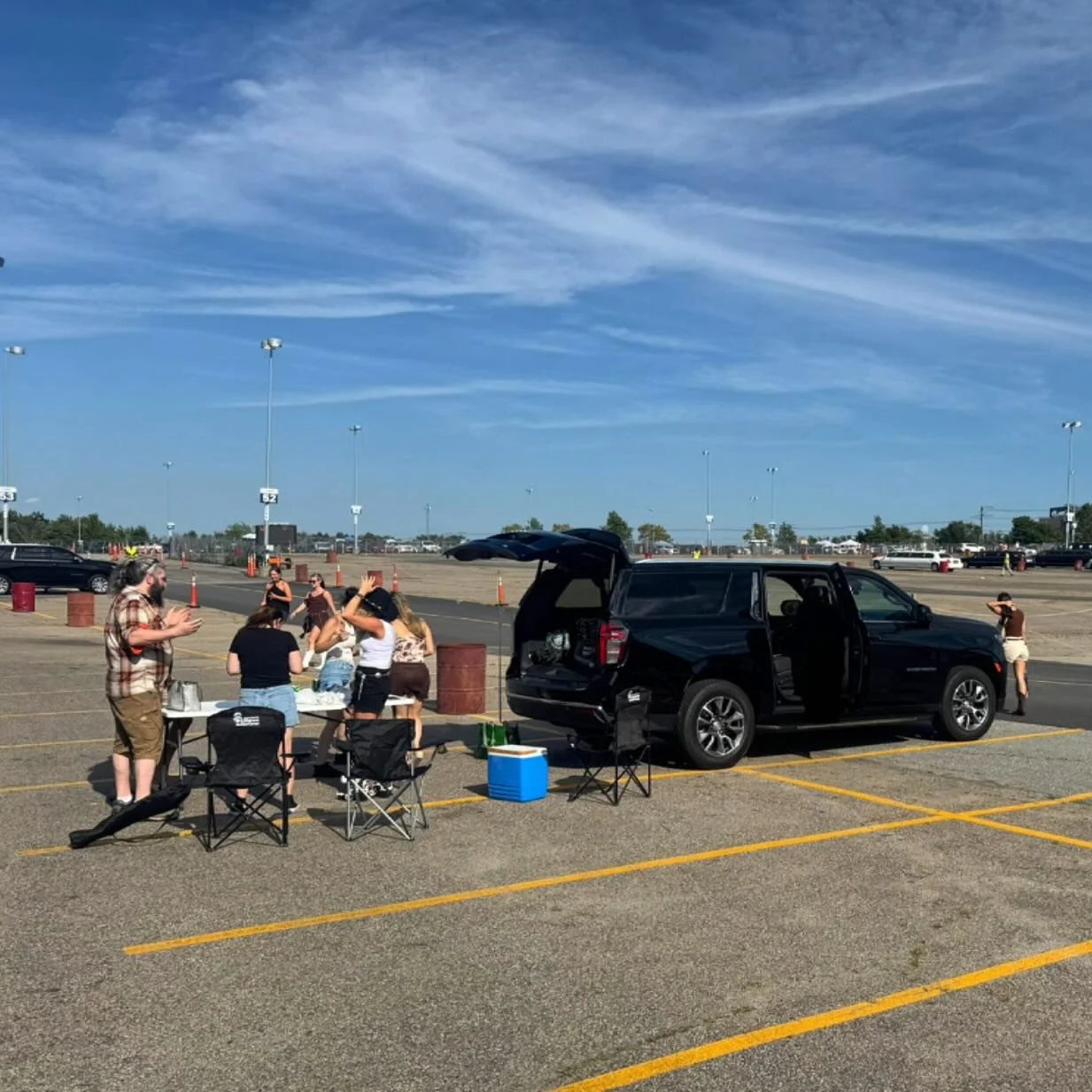 We’ve got another group of 6 riding with us tonight, all set up and tailgating before the show. Nothing beats great music, good company, and hassle-free rides. 🎶🚙🍻
#shuttleuptransportation #gillettestadium #concertvibes #rideinstyle #concer