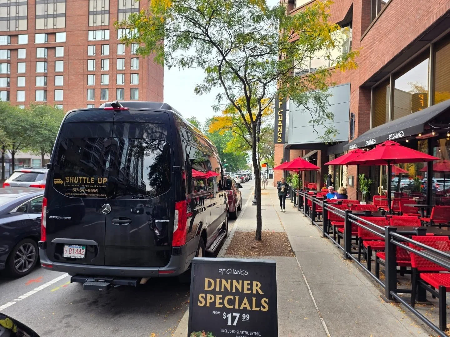 Hanging out in front of P.F. Chang&rsquo;s waiting for a group of 7 grabbing dinner before their big night out on the town. 🚐🍜🎉 Always a good time being the ride for the fun!

#shuttleuptransportation #nightout #ridewithus