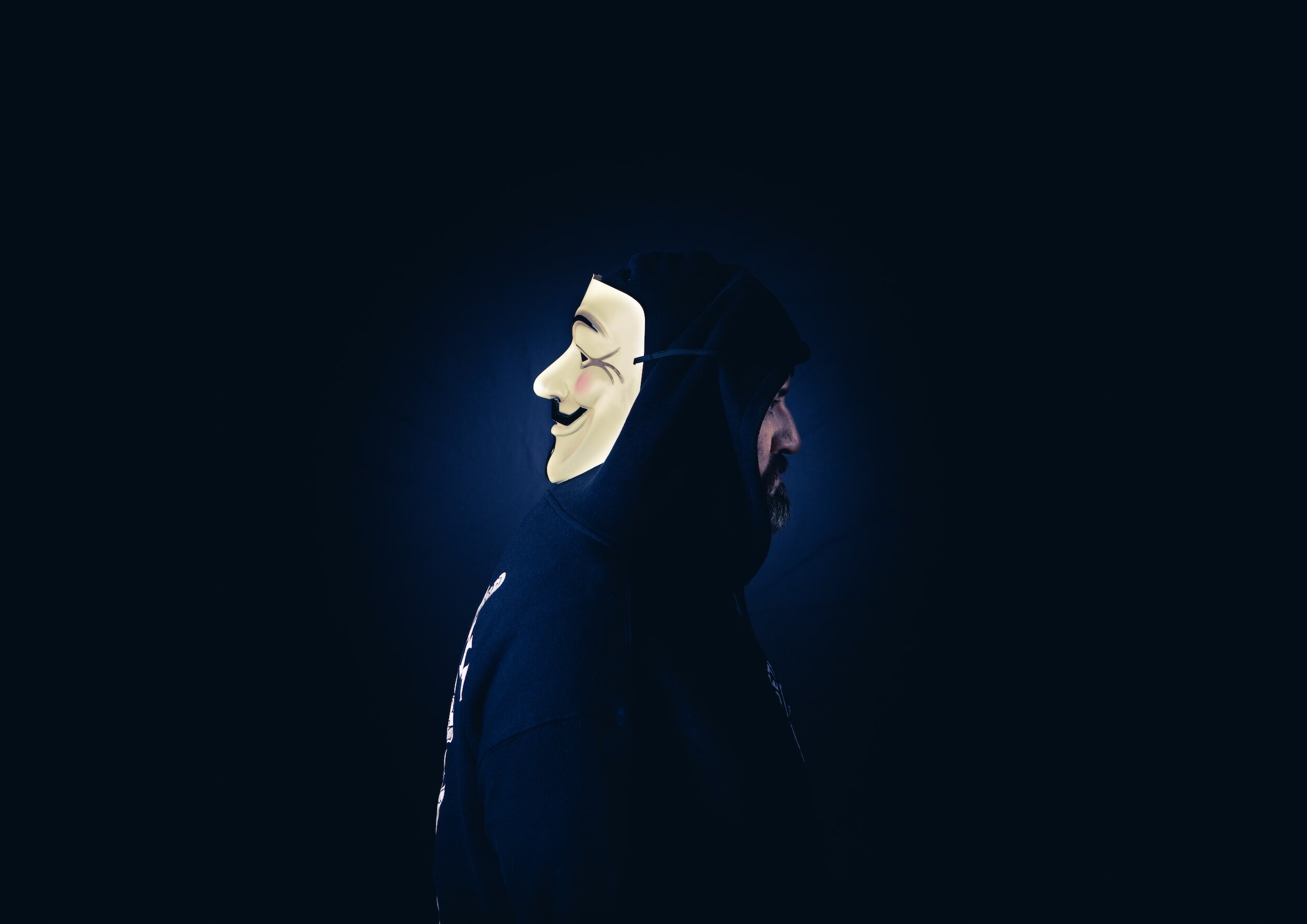 Feeling like a fraud in your marketing career? Here's how to kick imposter syndrome to the curb