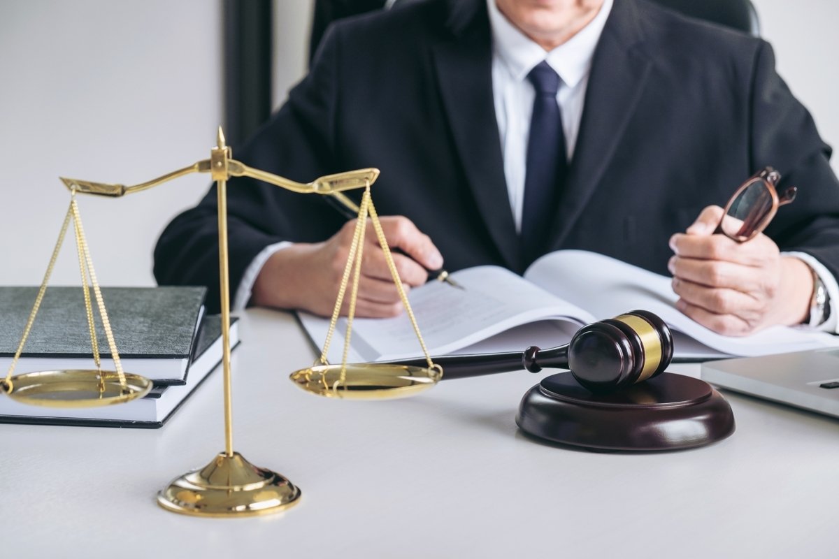 May 27, 2025 - 🚀 Is One "Rule" Sabotaging Your Career? (A 5-Min Check)