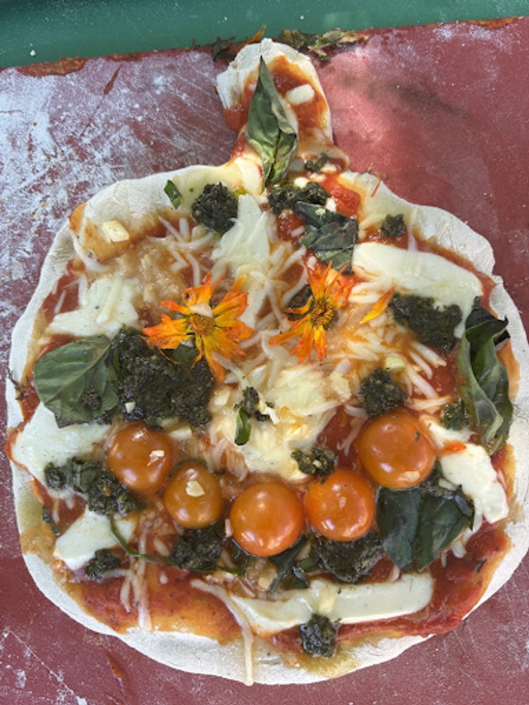 Gardens-Greenhouses-Pollinators-Pizza-4.png