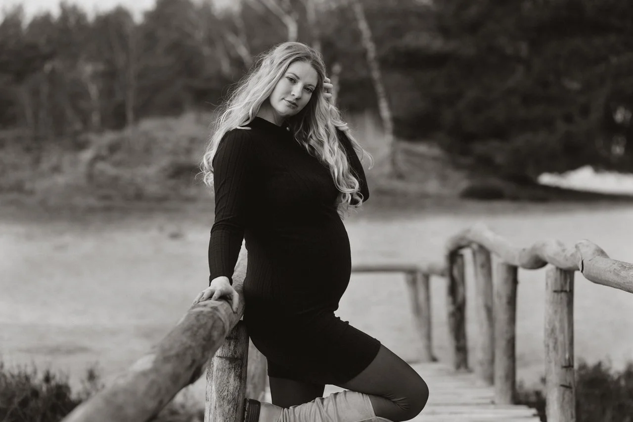 babybauchshooting outdoor in der heide