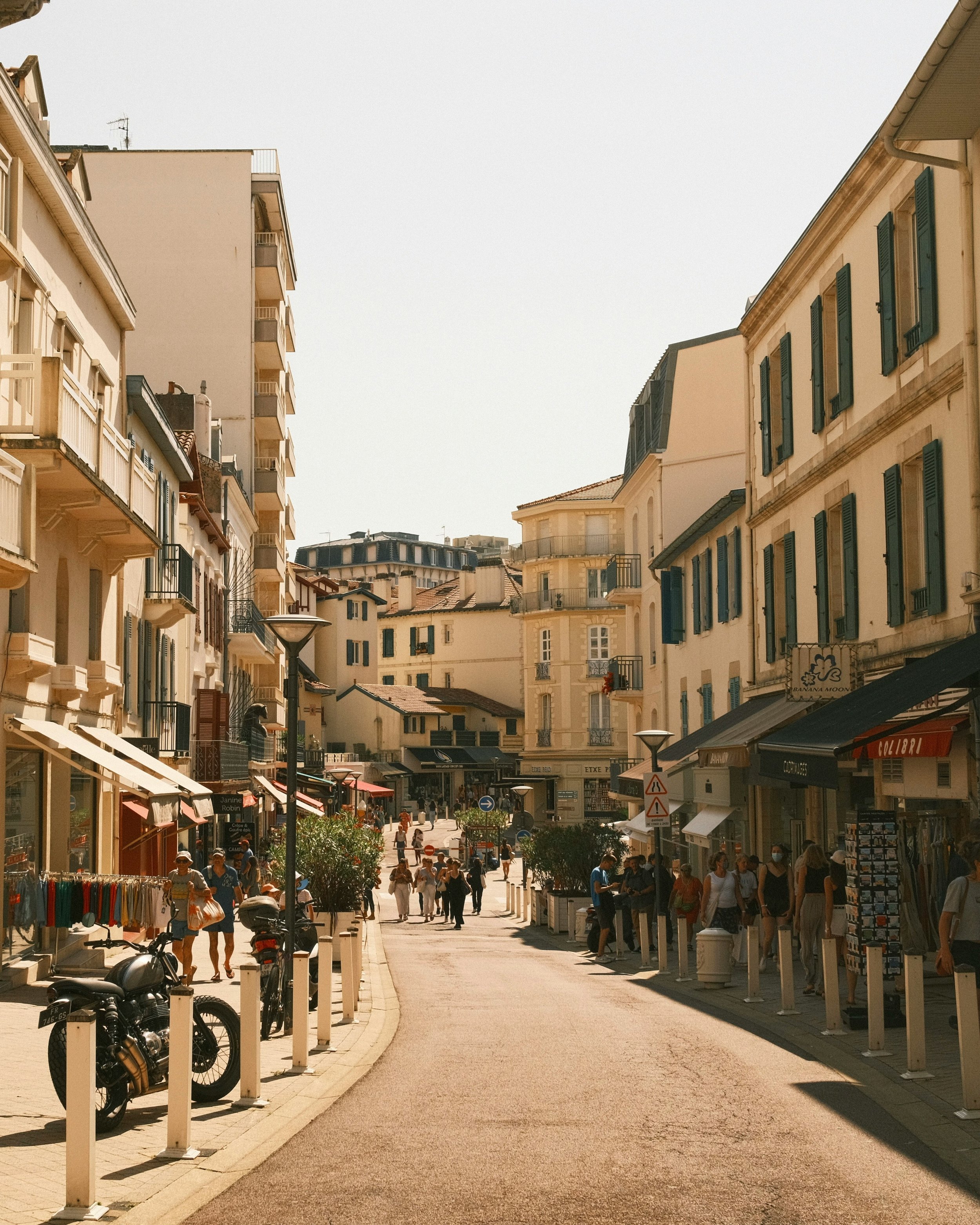 Word of Mouth: A City Guide to Biarritz