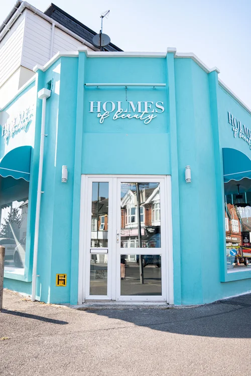 The Holmes of Beauty team