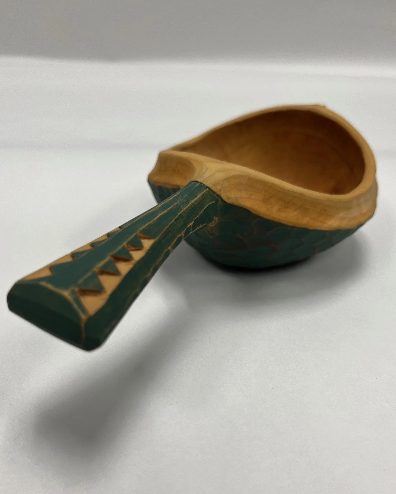 Green Kuksa 2.jpg