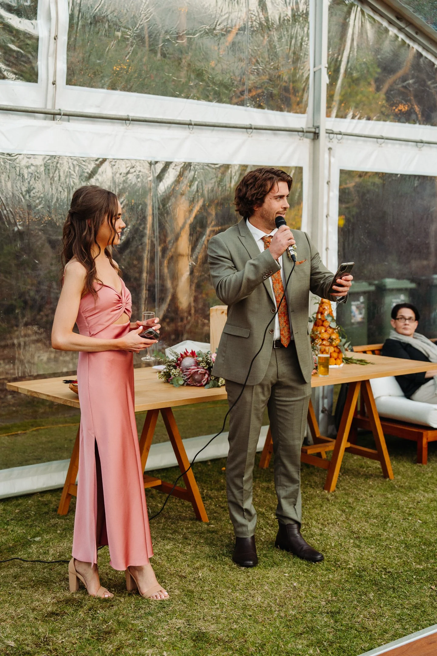 Erin & Russell Sneak-Peak 2160px-48.jpg