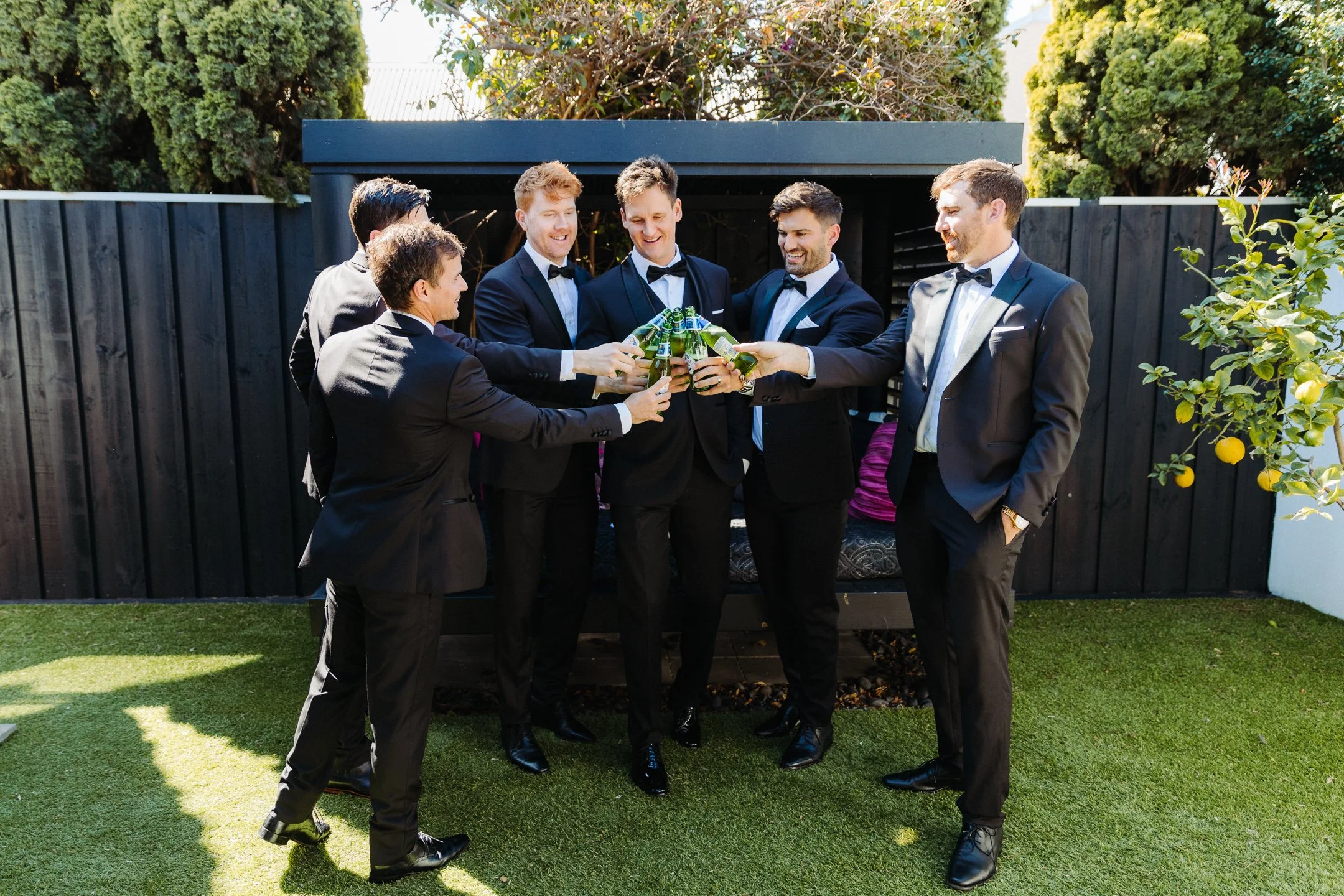 Kellie & Sam Sneak-Peak 2160px-8.jpg