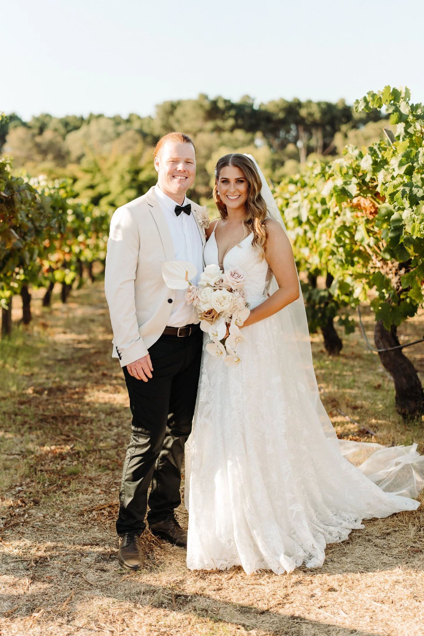 Kellie & Sam Sneak-Peak 2160px-37.jpg