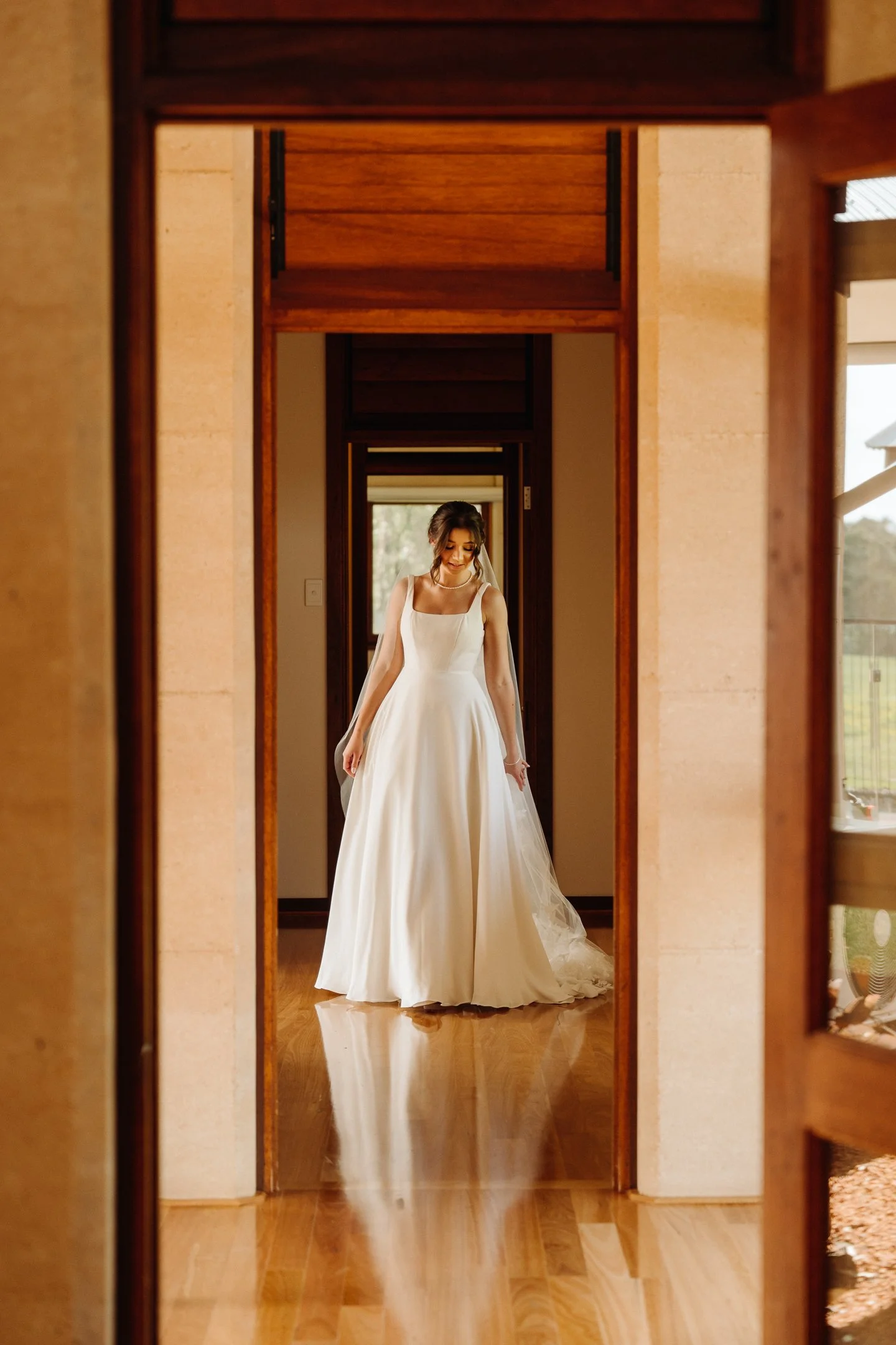 Erin & Russell Sneak-Peak 2160px-16.jpg