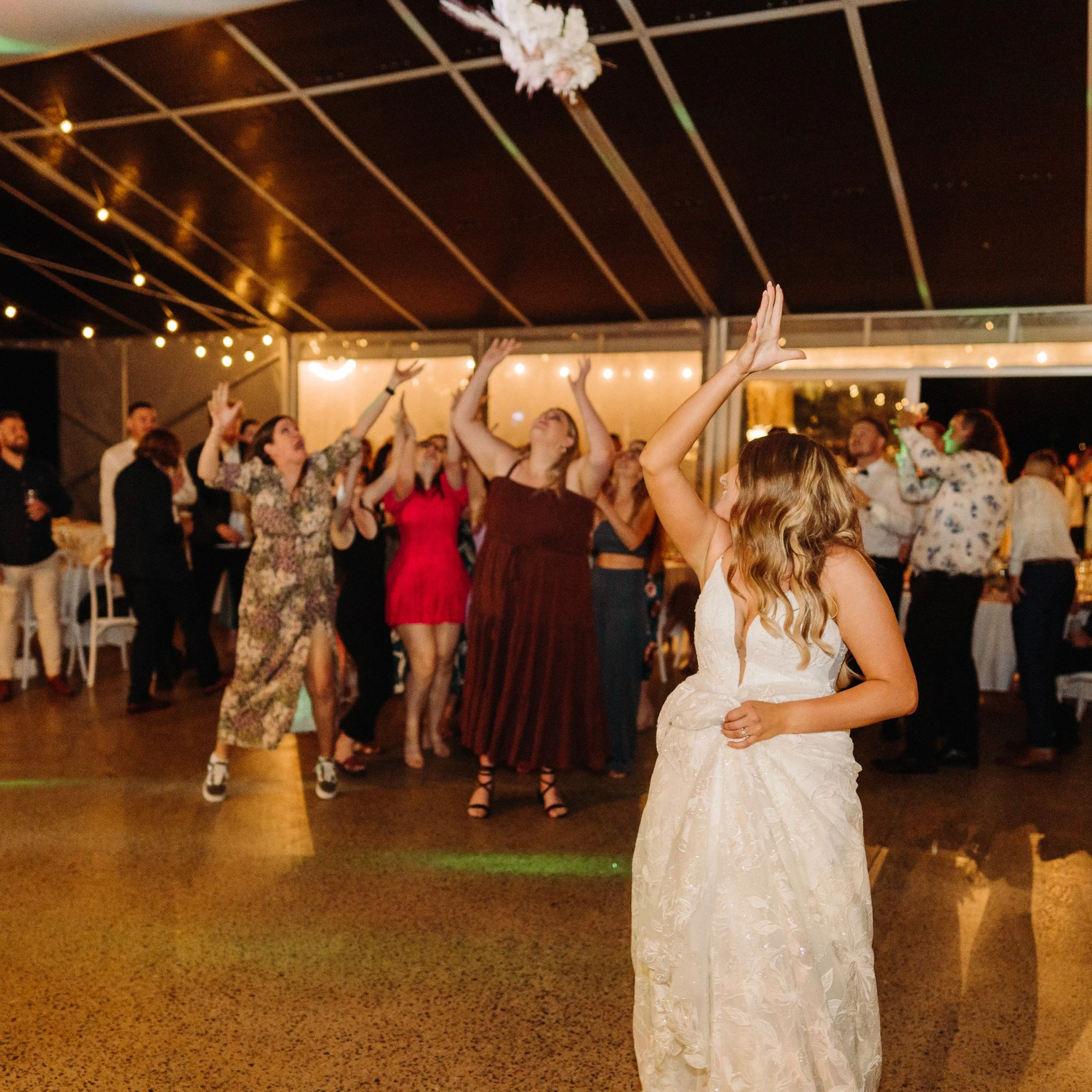 Kellie & Sam Sneak-Peak 2160px-72.jpg