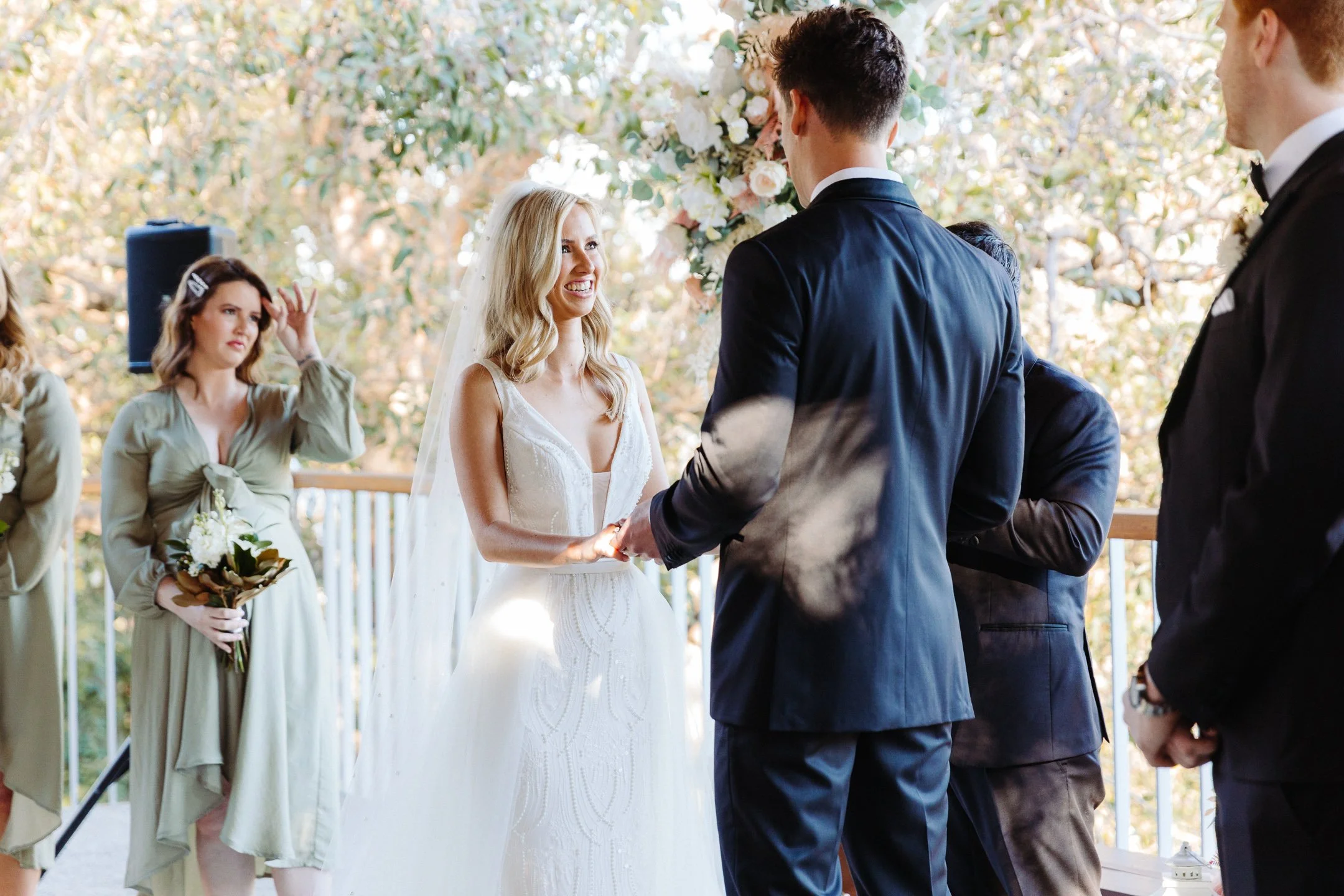 Kellie & Sam Sneak-Peak 2160px-19.jpg