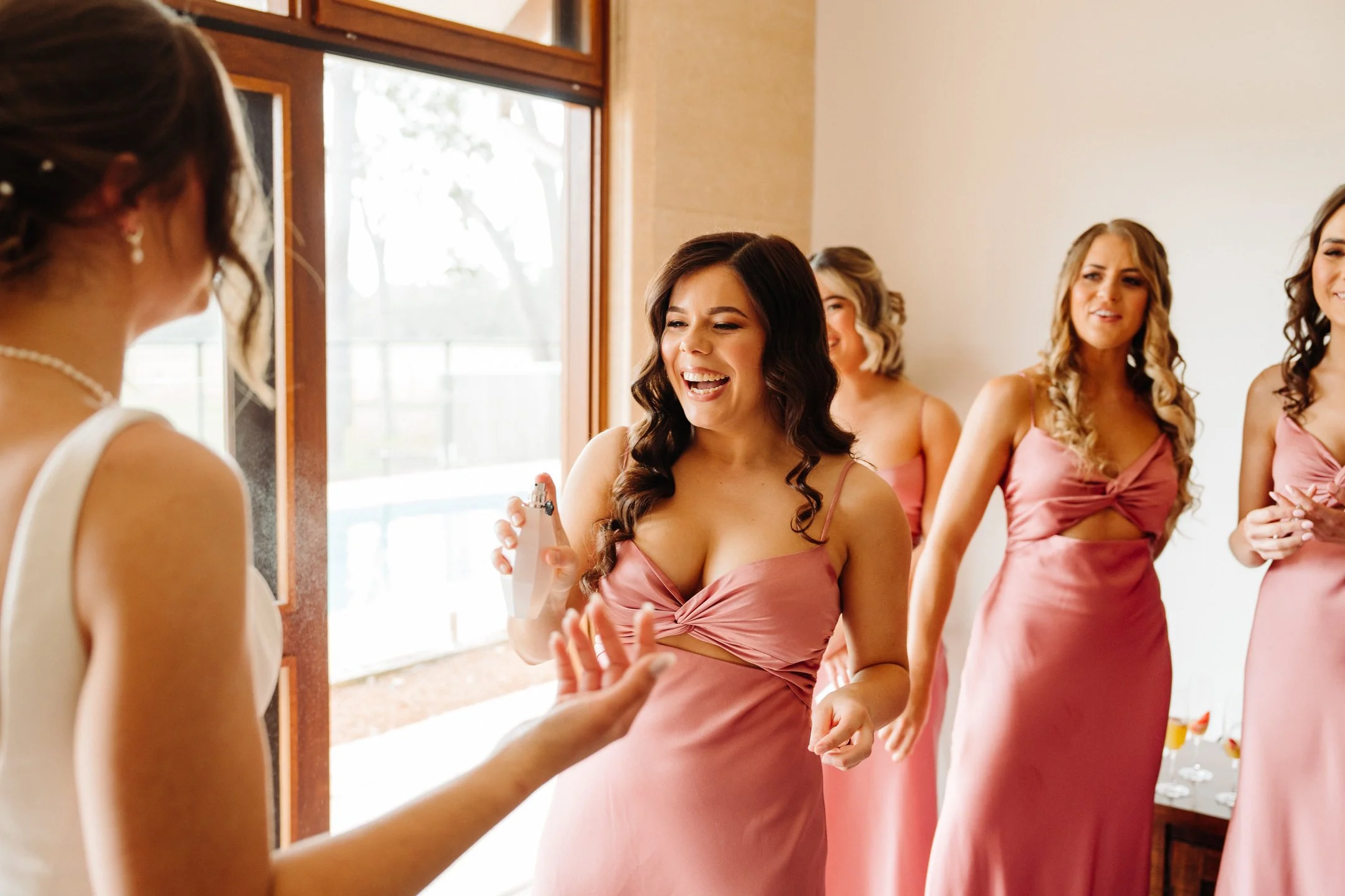 Erin & Russell Sneak-Peak 2160px-12.jpg