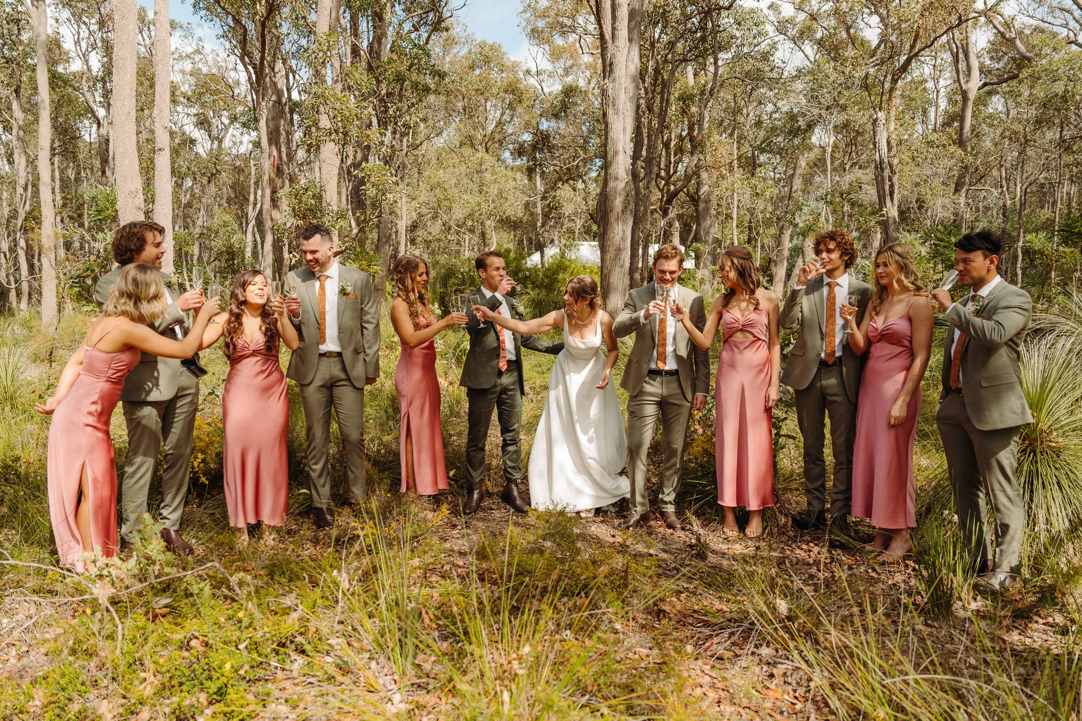 Erin & Russell Sneak-Peak 2160px-32.jpg