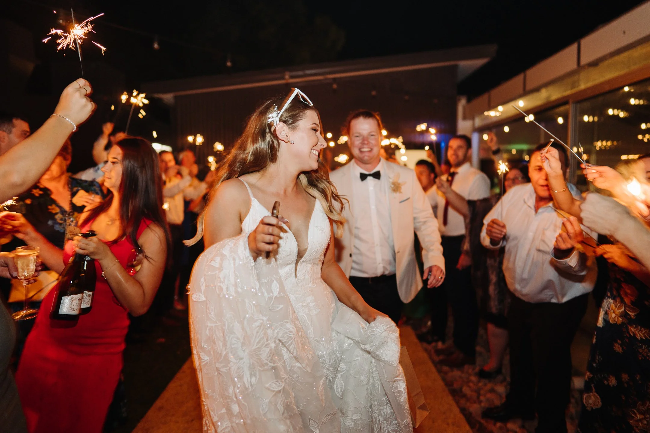 Kellie & Sam Sneak-Peak 2160px-76.jpg