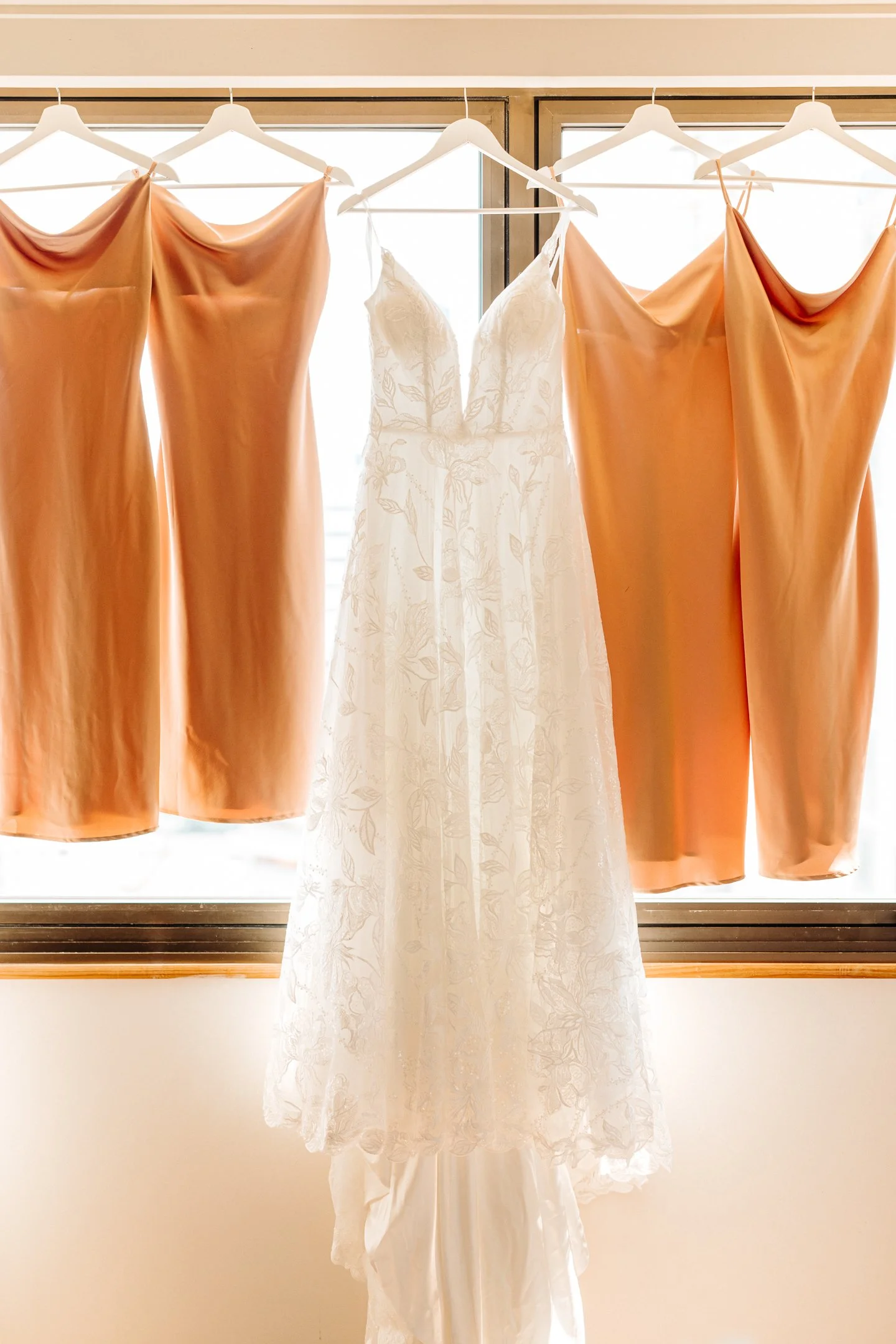 Kellie & Sam Sneak-Peak 2160px-8.jpg