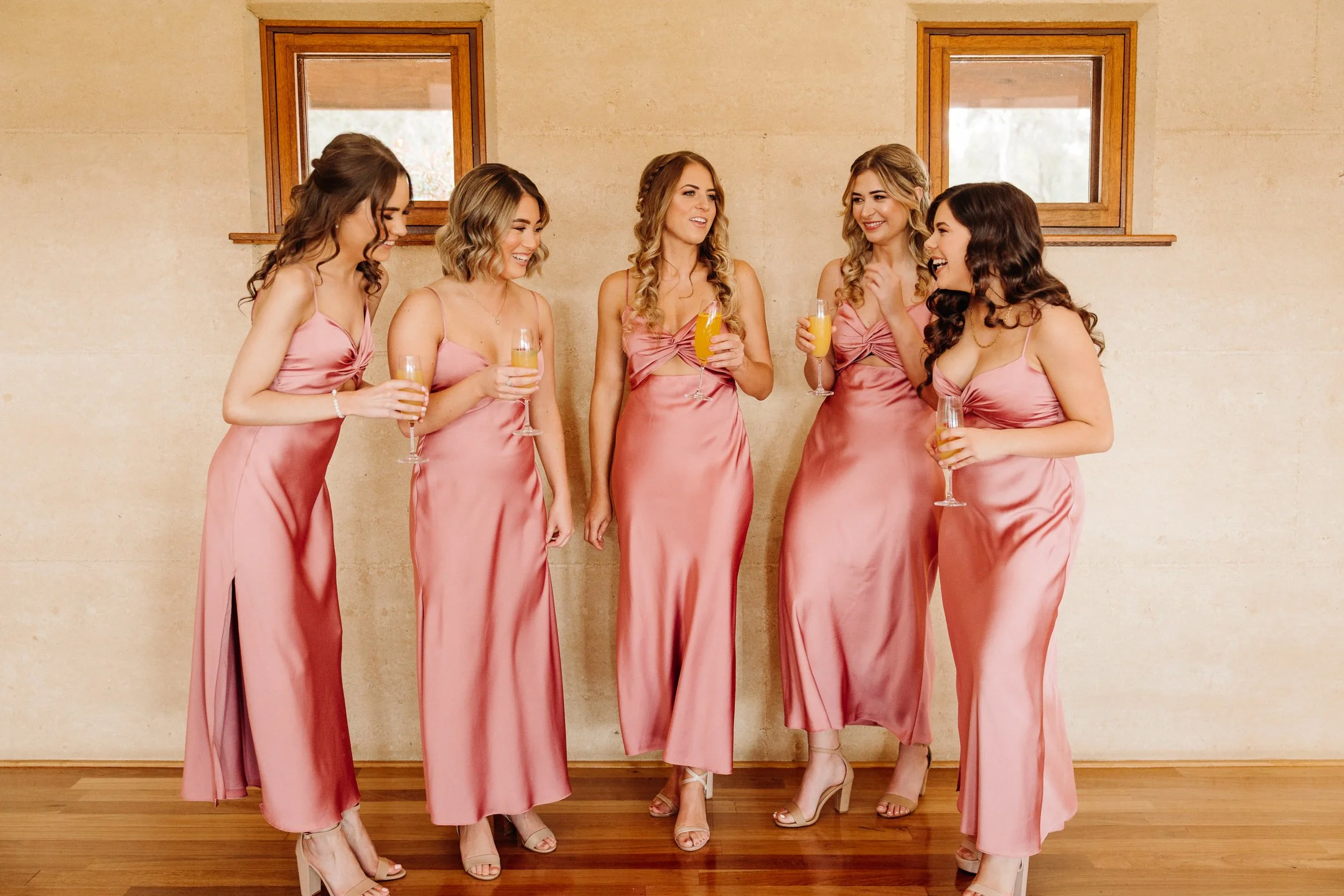 Erin & Russell Sneak-Peak 2160px-4.jpg