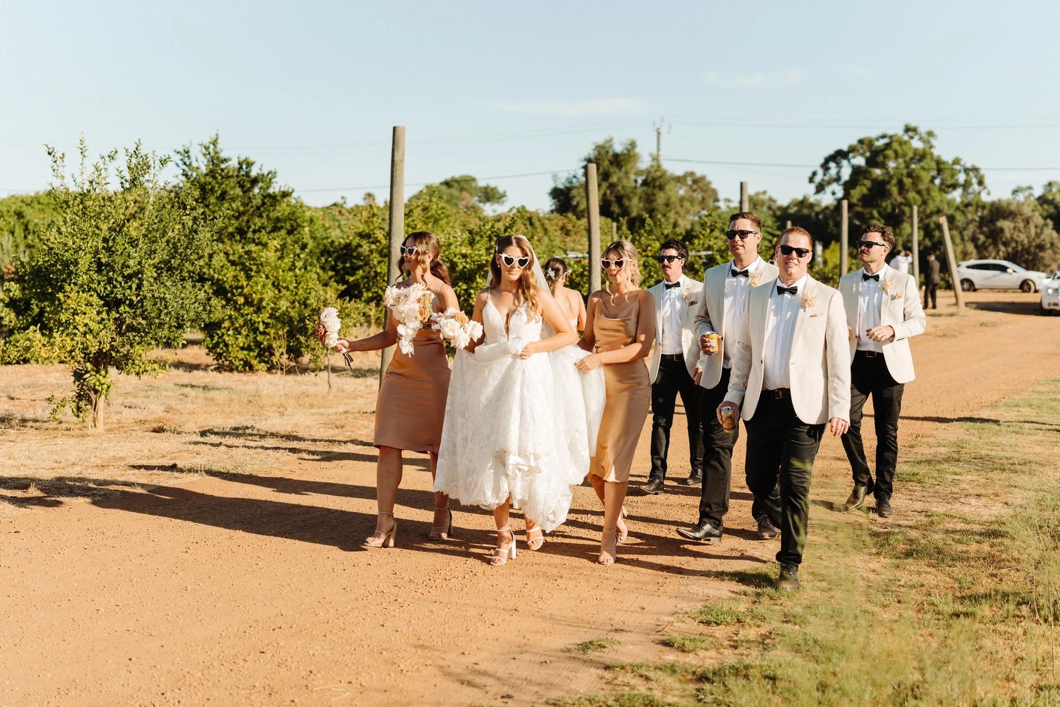 Kellie & Sam Sneak-Peak 2160px-30.jpg