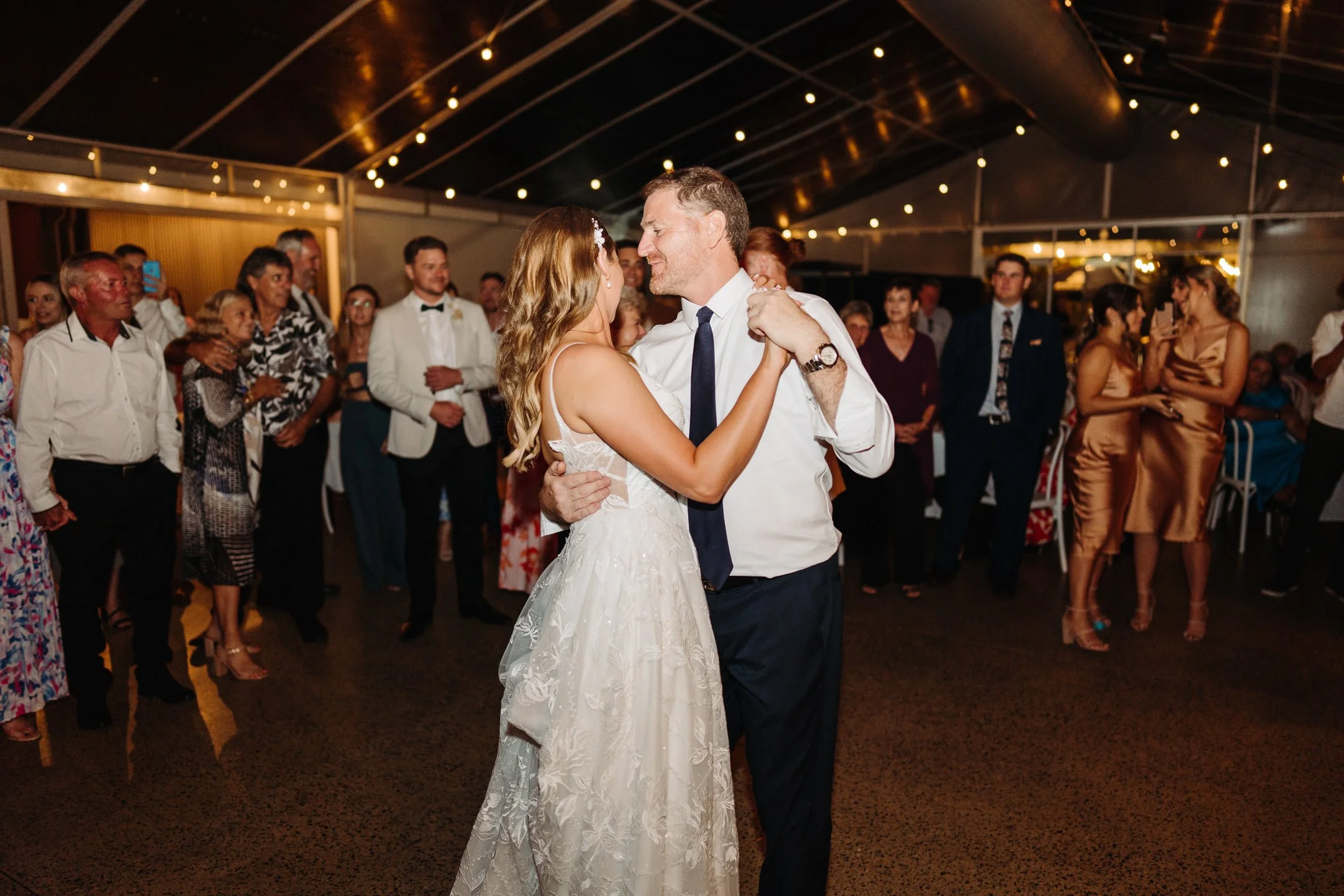 Kellie & Sam Sneak-Peak 2160px-69.jpg