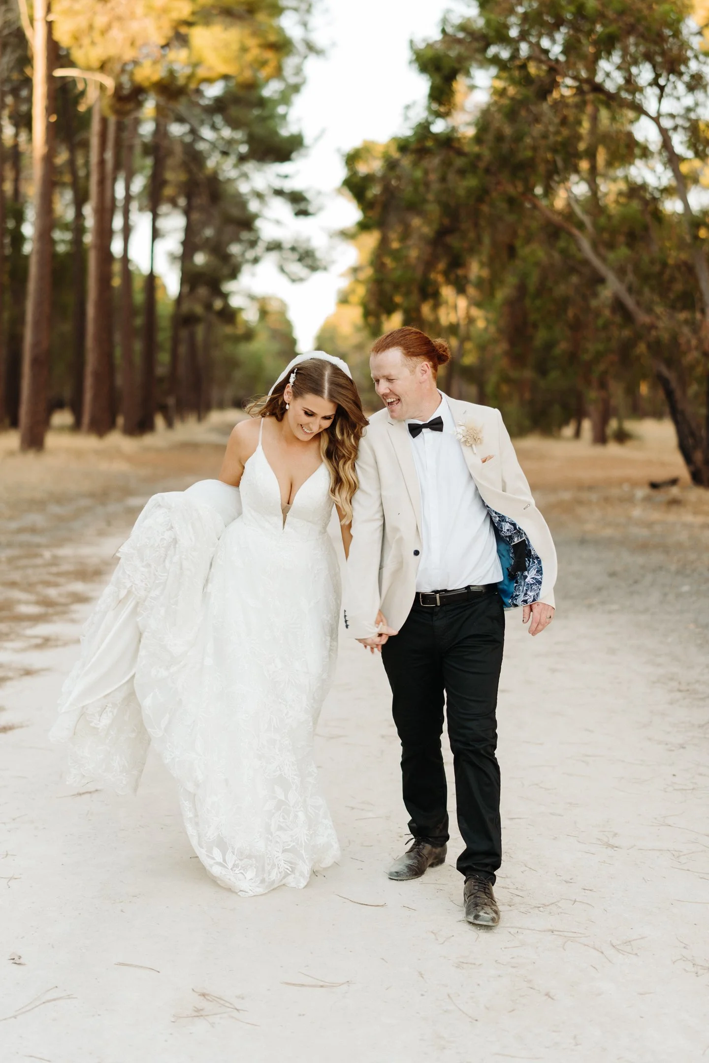 Kellie & Sam Sneak-Peak 2160px-57.jpg