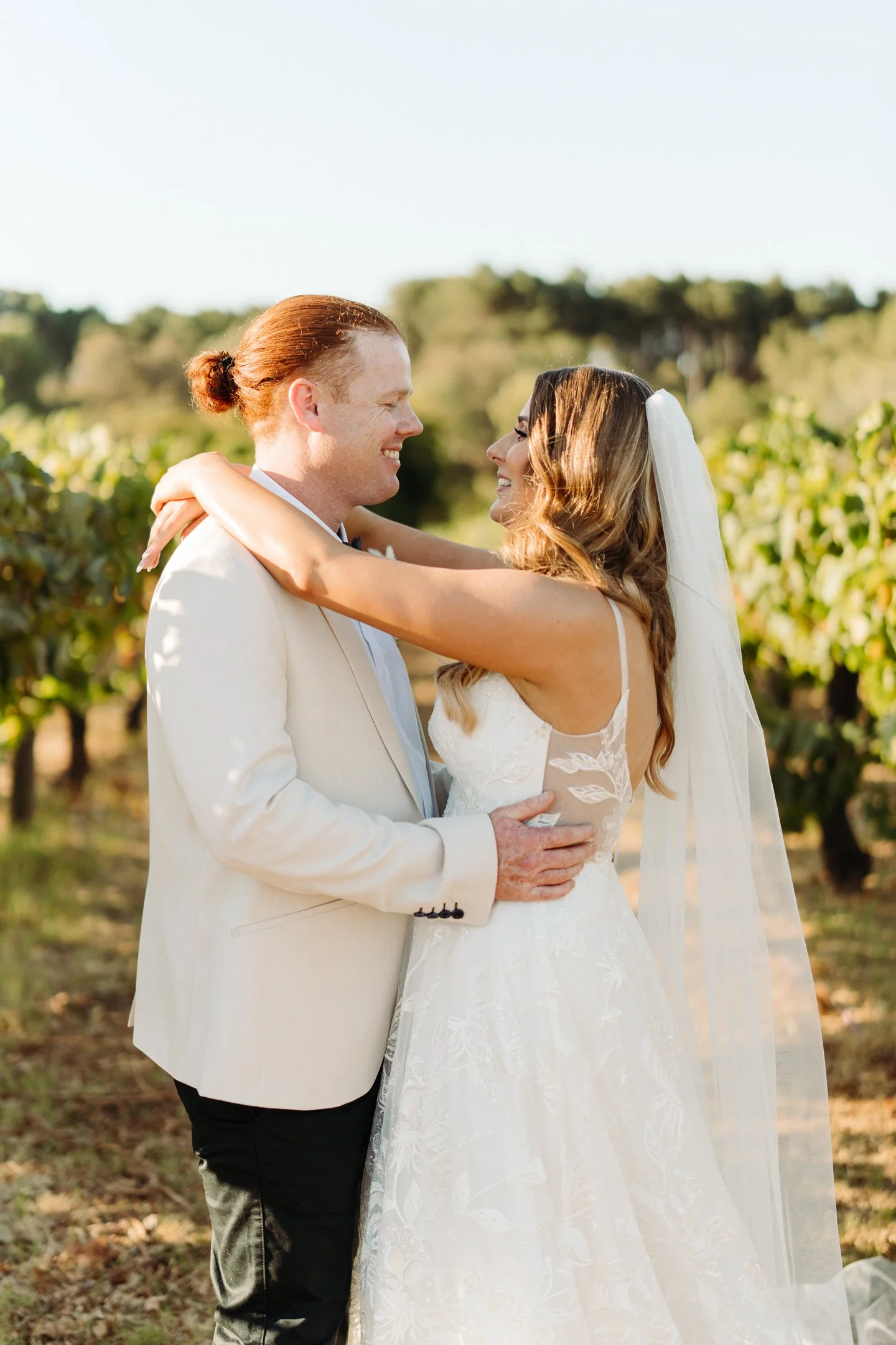 Kellie & Sam Sneak-Peak 2160px-39.jpg