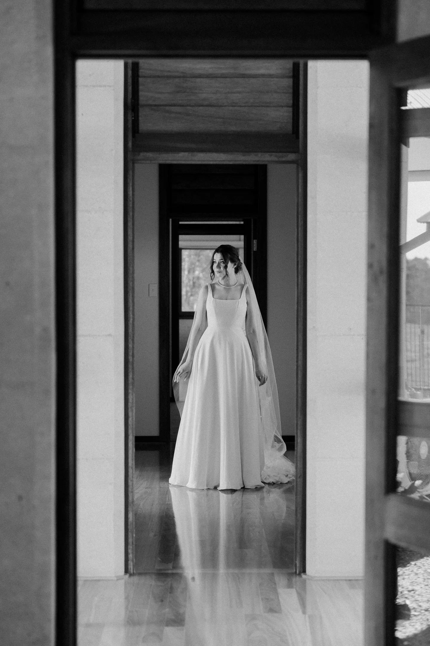 Erin & Russell Sneak-Peak 2160px-15.jpg