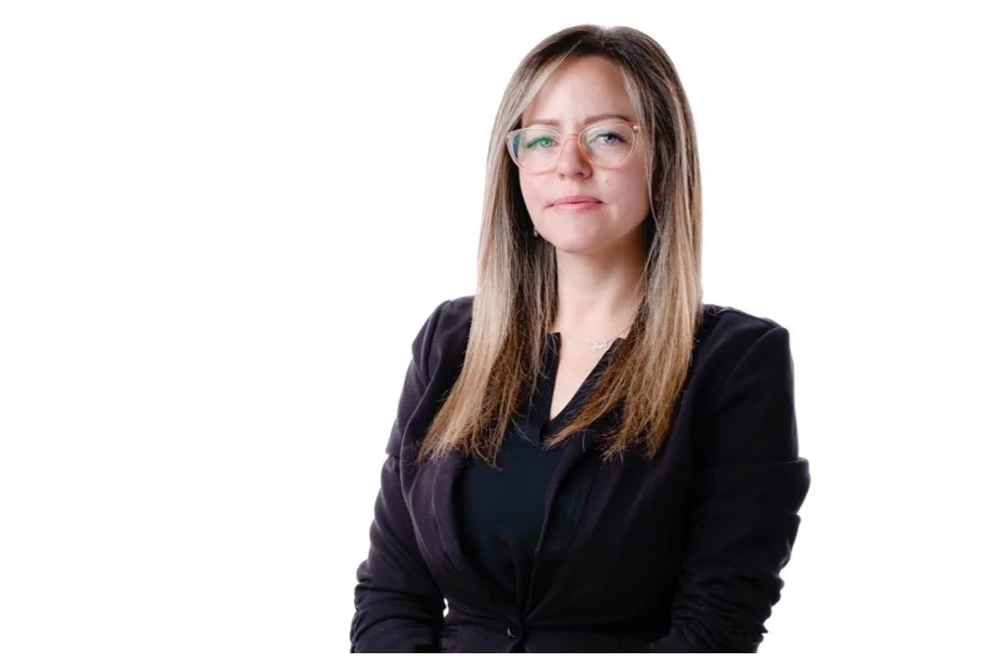 Kristen Headshot.jpg