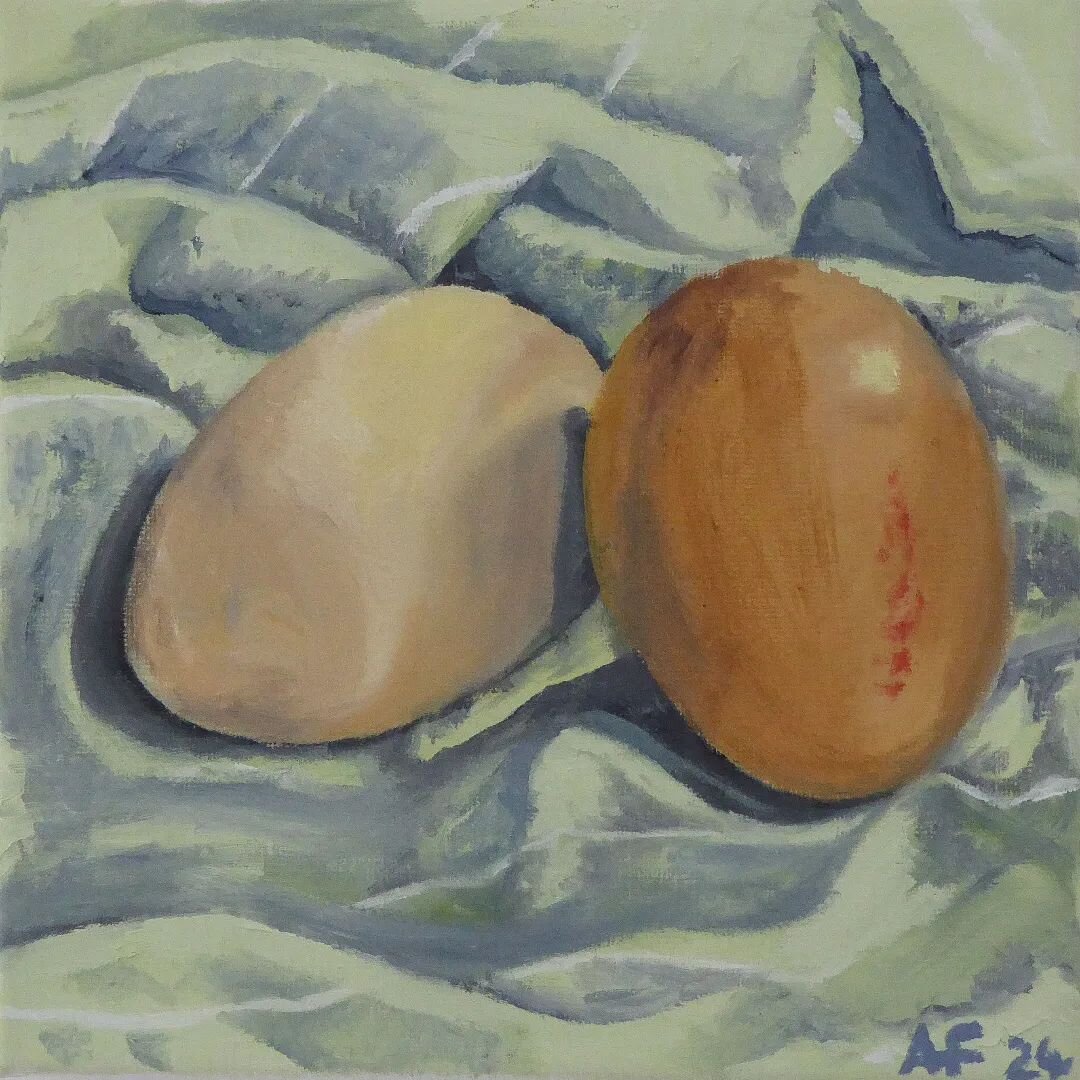 Happy Easter! Hope you're all having a fab long weekend 🐰.

Definitely an appropriate time to share my oil study of eggs 🥚🪺.

#oilstudy #stilllife #paintingfromlife #paintingfromlife #oilpaint #oiloncanvas #eggs #artoftheday #painting🎨 #londonart