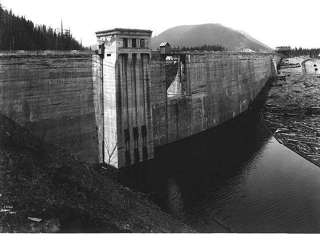 University of Washington Libraries Digital Collections