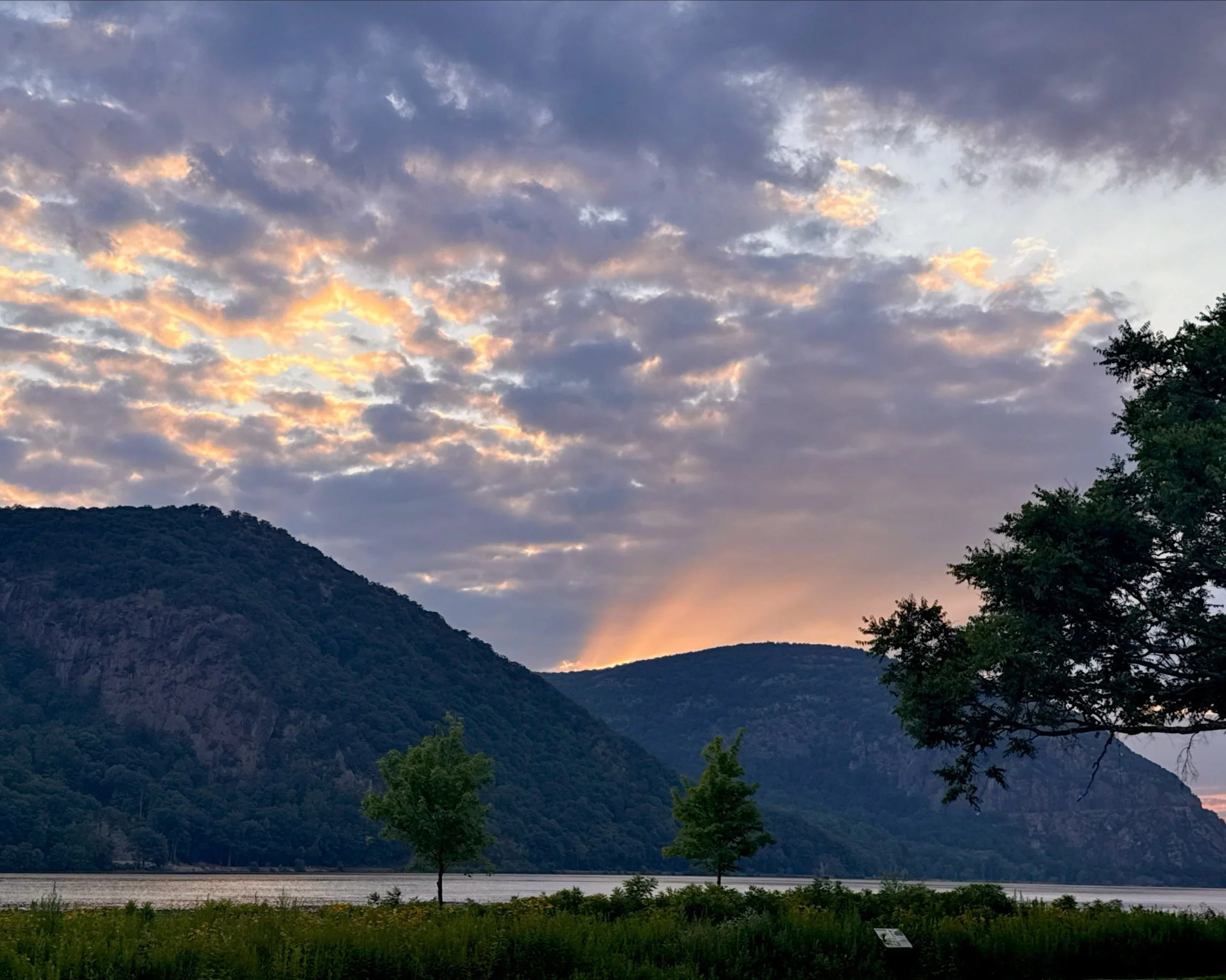 Last night in the village. A faint glow over Storm King at sundown set the tone for an evening which featured a fantastic and fun creeper of a film watched with a great crowd, including park campers from the wonderful @sloopclearwater which was docke