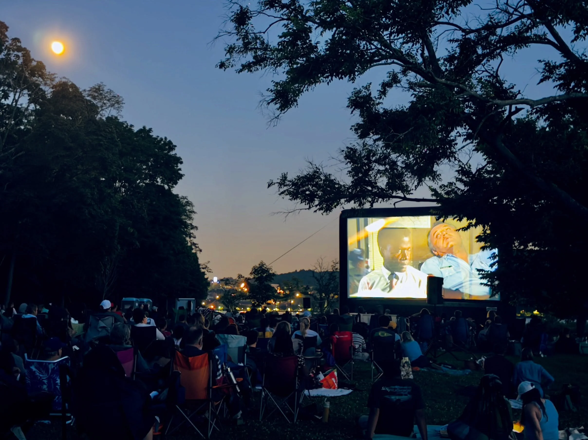 A layered film, a great audience and a bright moon rising as the sunset deepened over the Hudson. Not a bad summer night in the village. Thanks to all who joined us last night! 

#coldspringfilmsociety #summerfilmseries