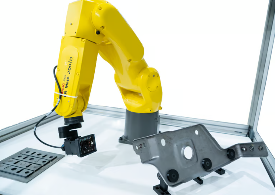 LR Mate Performing Precise Inspection