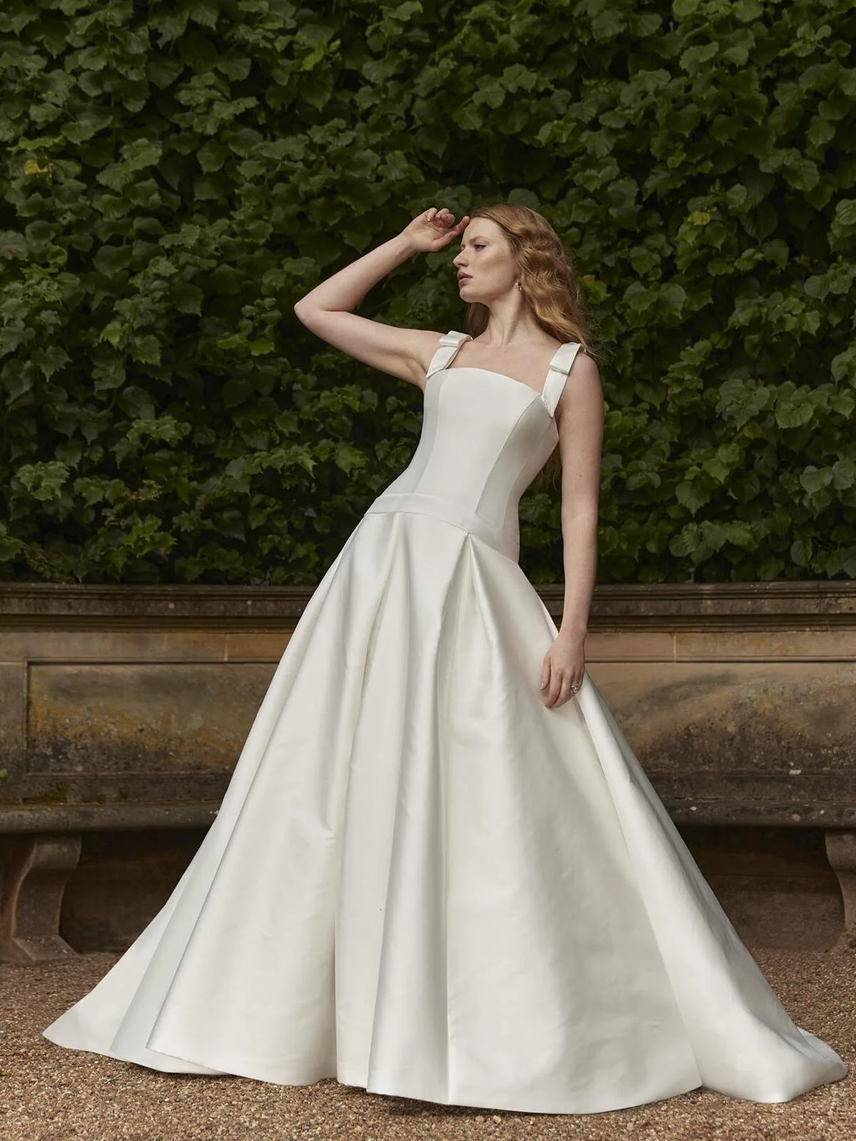 SASSI HOLFORD aria / size 12 / 
WAS £4270 NOW £2695