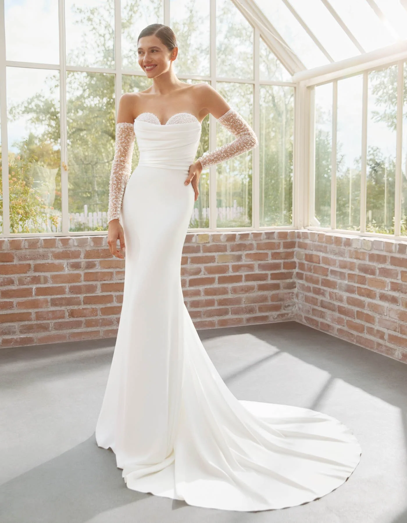 ALBERTO PALATCHI tove / size 42 / 
WAS £2355 NOW £500