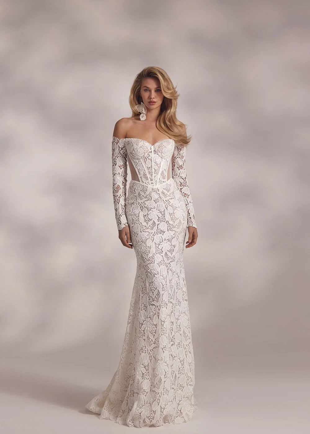 EVA LENDEL / priyanka / size 12 / WAS £2200 NOW £495
