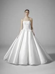 PRONOVIAS bourgeon / size 12 / WAS £2590 NOW £995