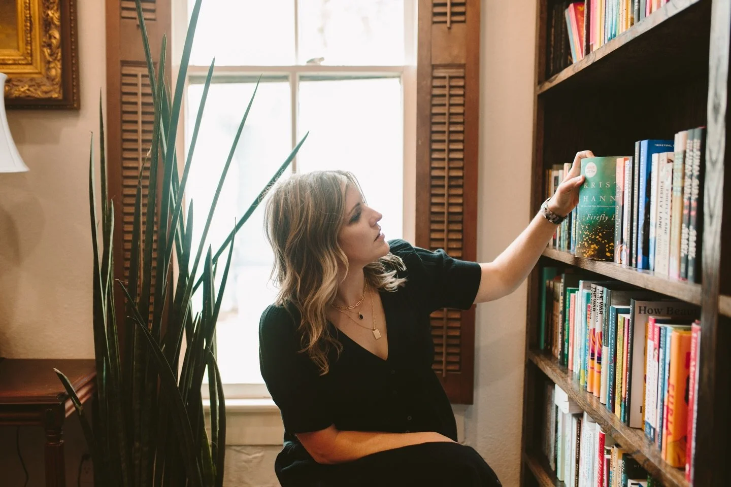 I&rsquo;m hoping to read more this year&hellip; so give me your top 3 most formational books. What books changed you. Left a mark. Or changed your perspective. Could be fiction or non-fiction, any genre. Ready go! 👇

Also&mdash; if you&rsquo;re on G