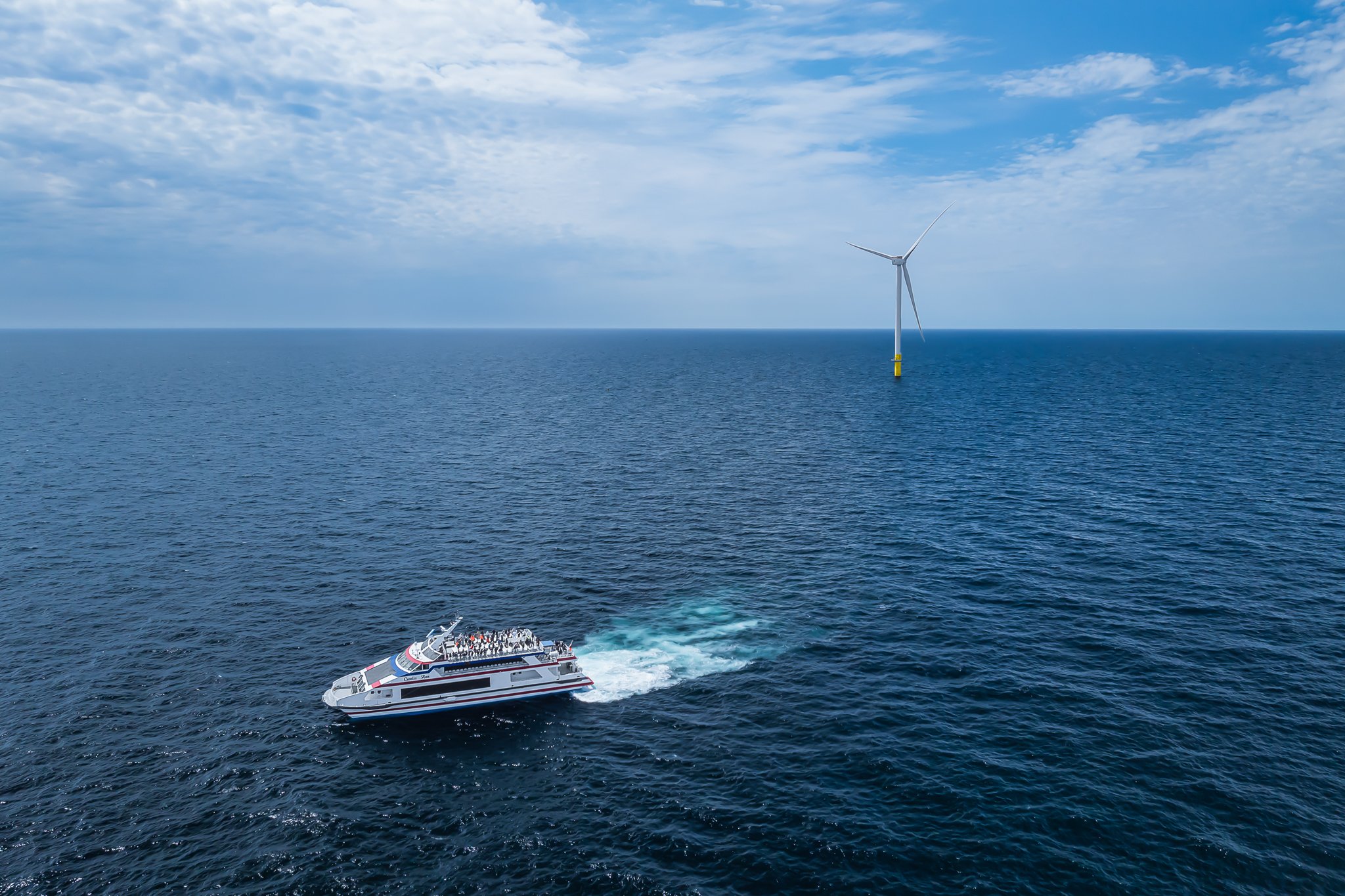 south-fork-wind-offshore-csf-cecelia-ann-turbine-atlantic-ocean-new-york.jpg