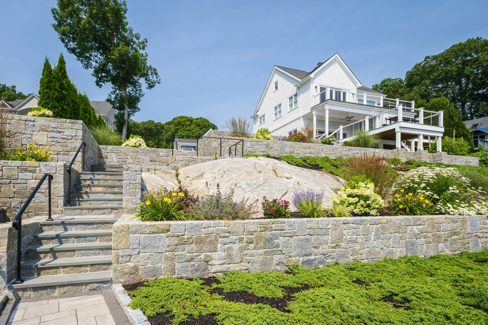 landscape-architecture-resdidence-gardens-masonry-niantic-ct.jpg