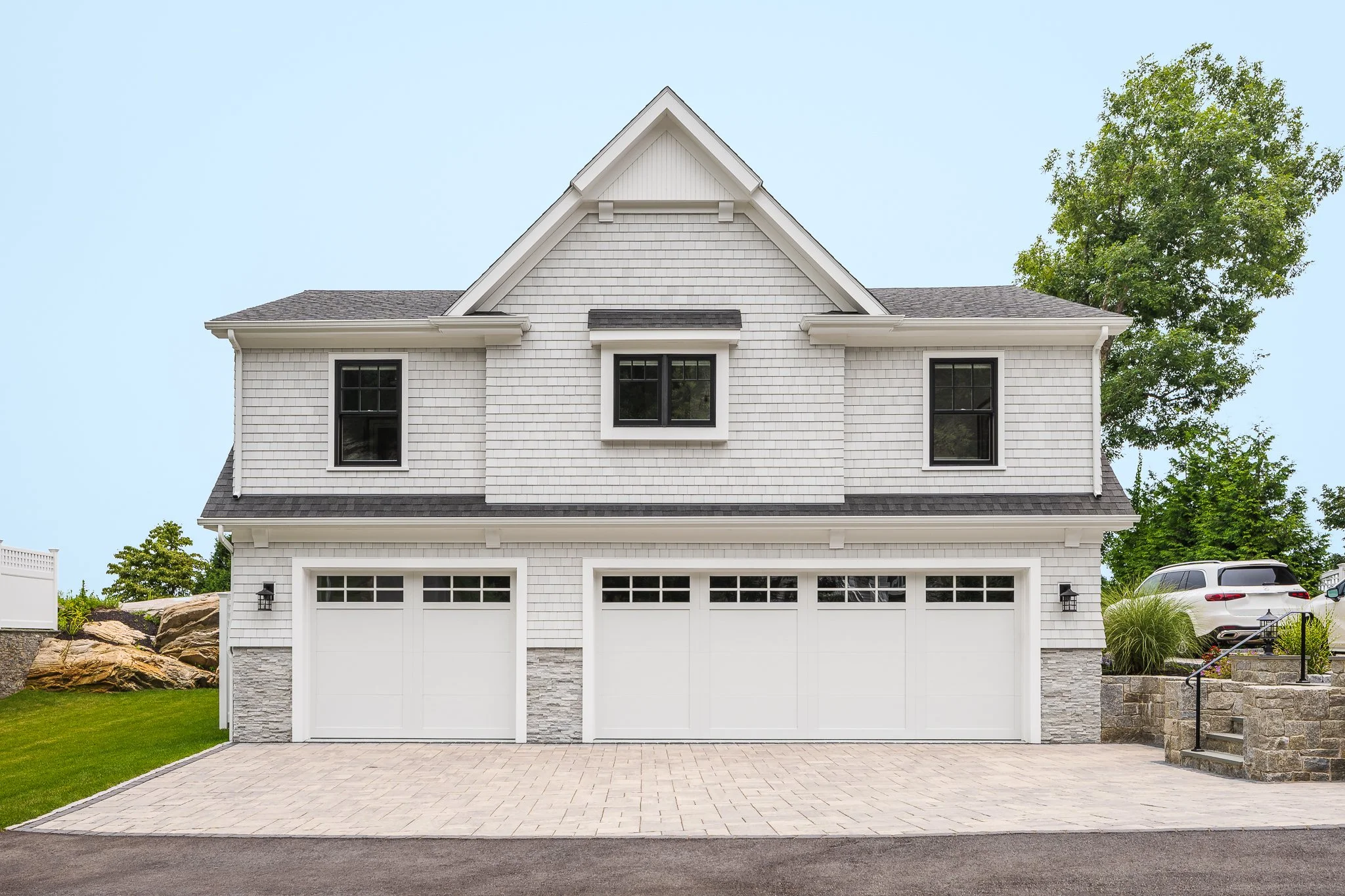 garage-guest-house-masonry-driveway-niantic-ct.jpg