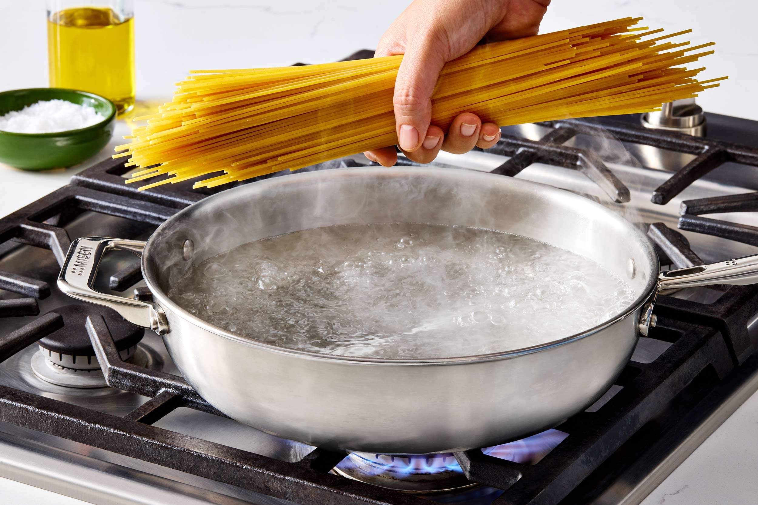 nyc-nj-food-commerical-lifestyle-dog-photographer-misen-pan-pasta.jpg