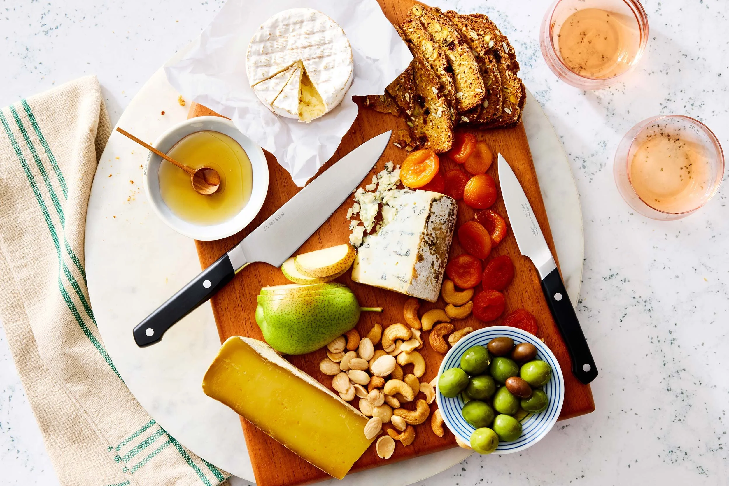 nyc-nj-food-commerical-lifestyle-photographer-misen-utility-knife-cheese.jpg